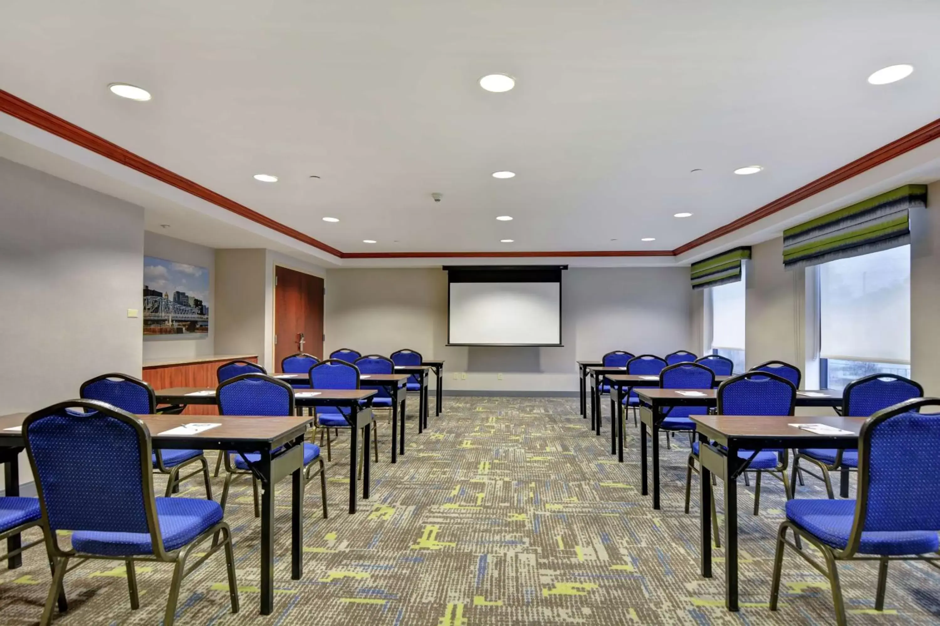 Meeting/conference room in Hampton Inn & Suites Newark-Harrison-Riverwalk