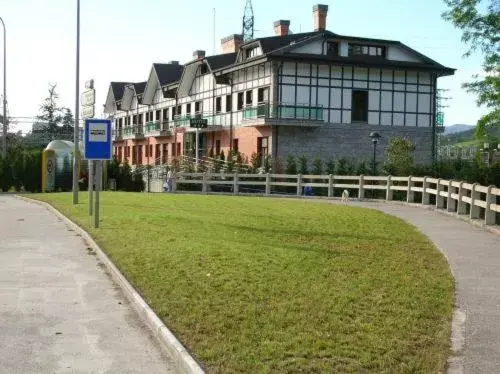 Facade/entrance, Property Building in Euba Hotel