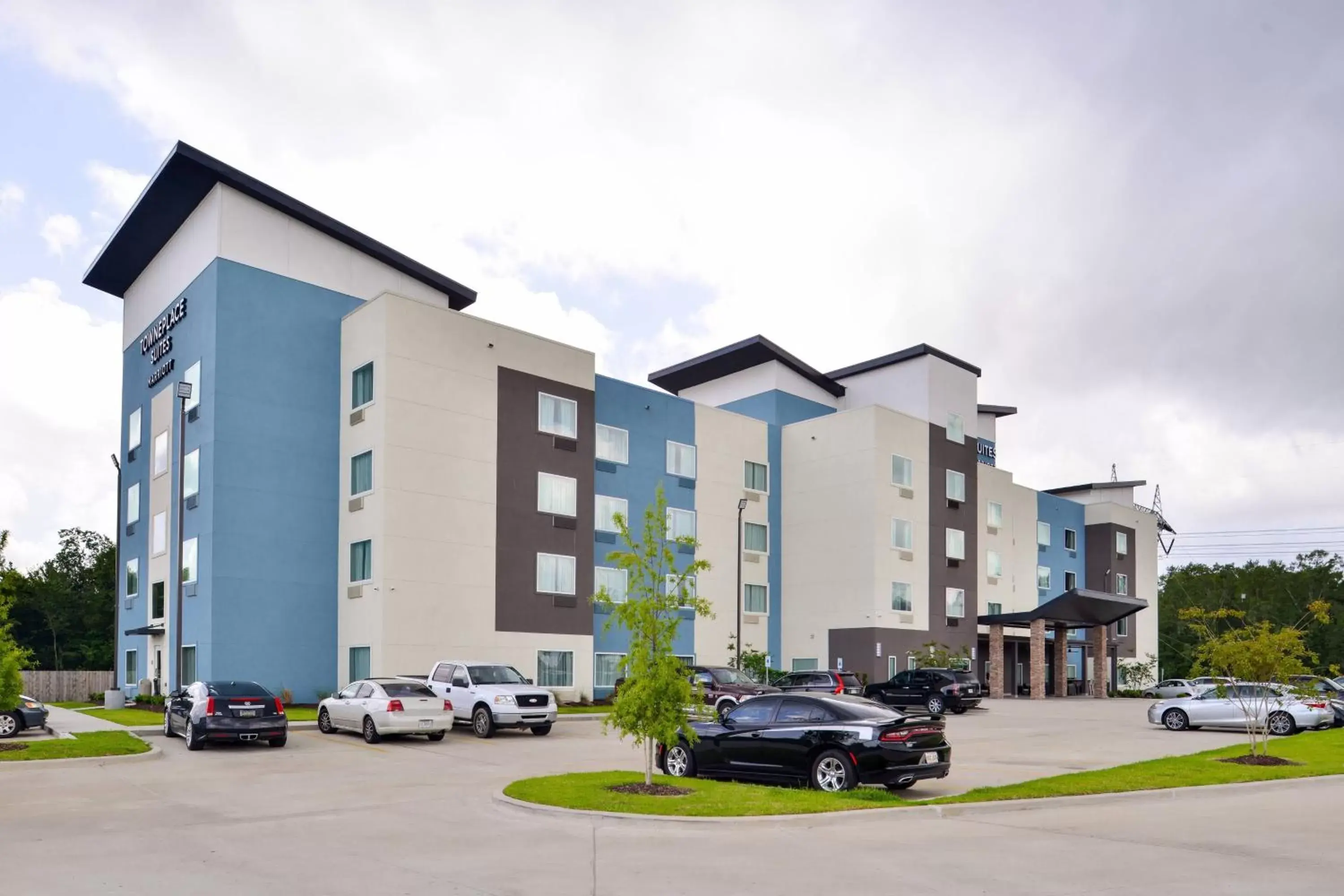 Property Building in TownePlace Suites by Marriott Laplace