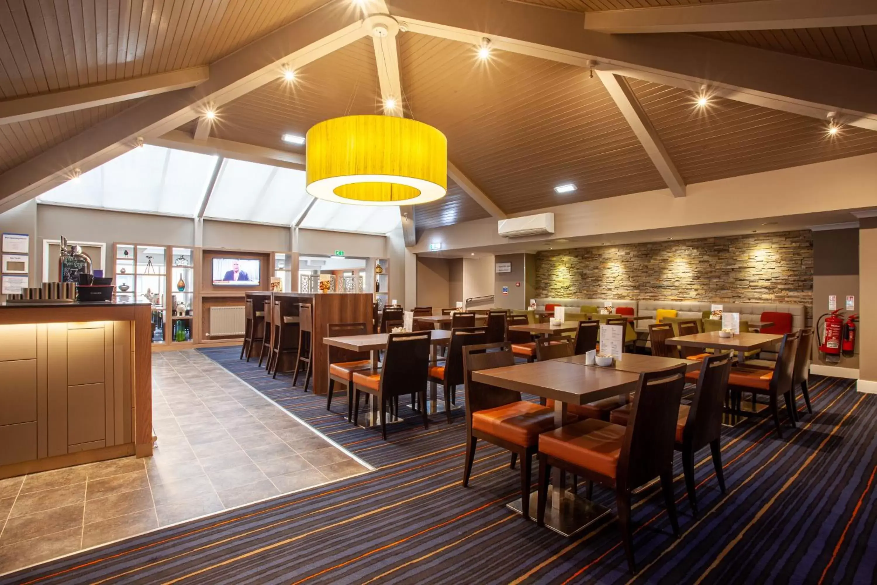 Other, Restaurant/Places to Eat in Holiday Inn Express Edinburgh Airport, an IHG Hotel