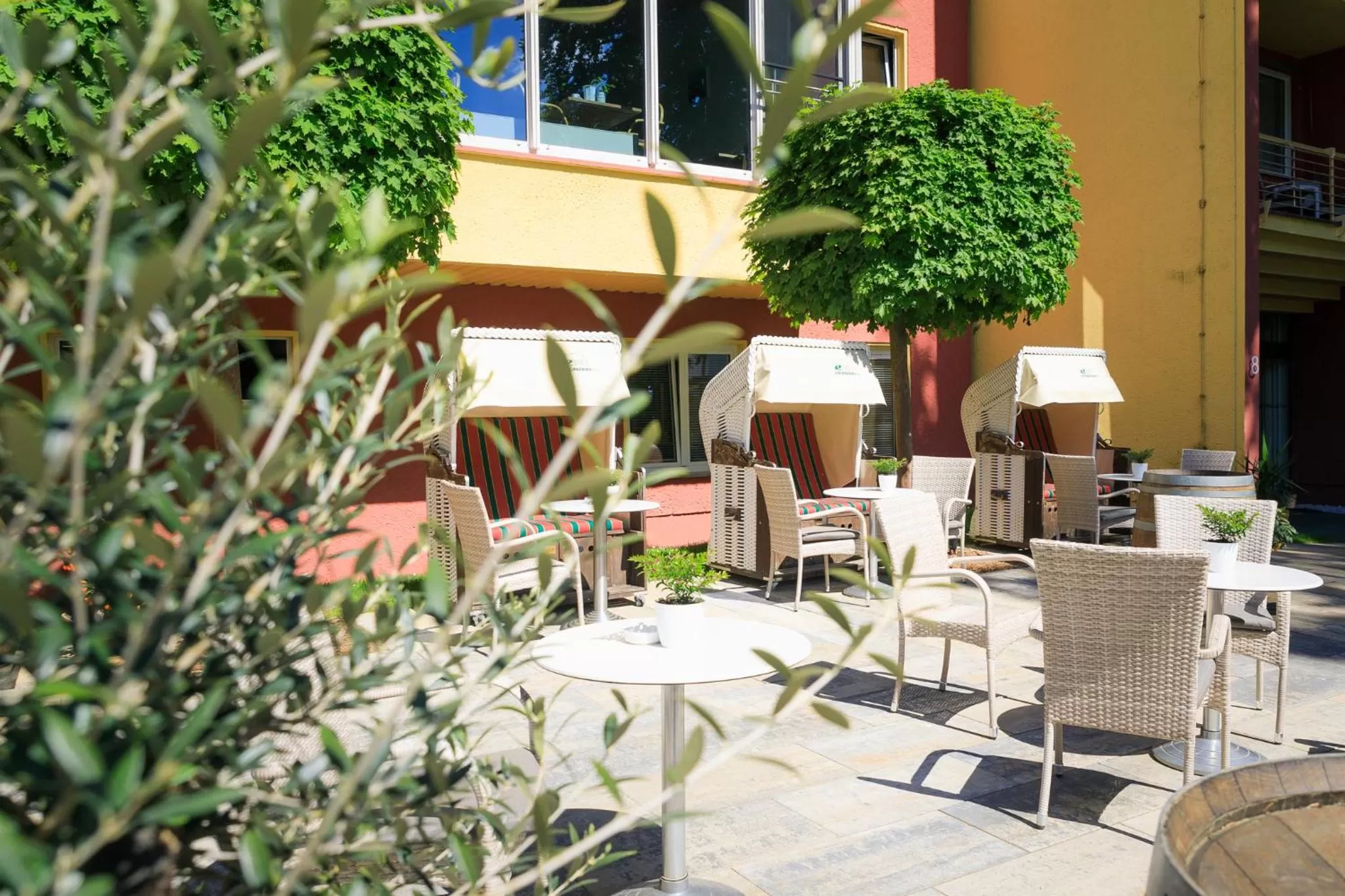 Restaurant/places to eat in Hotel Wald und See