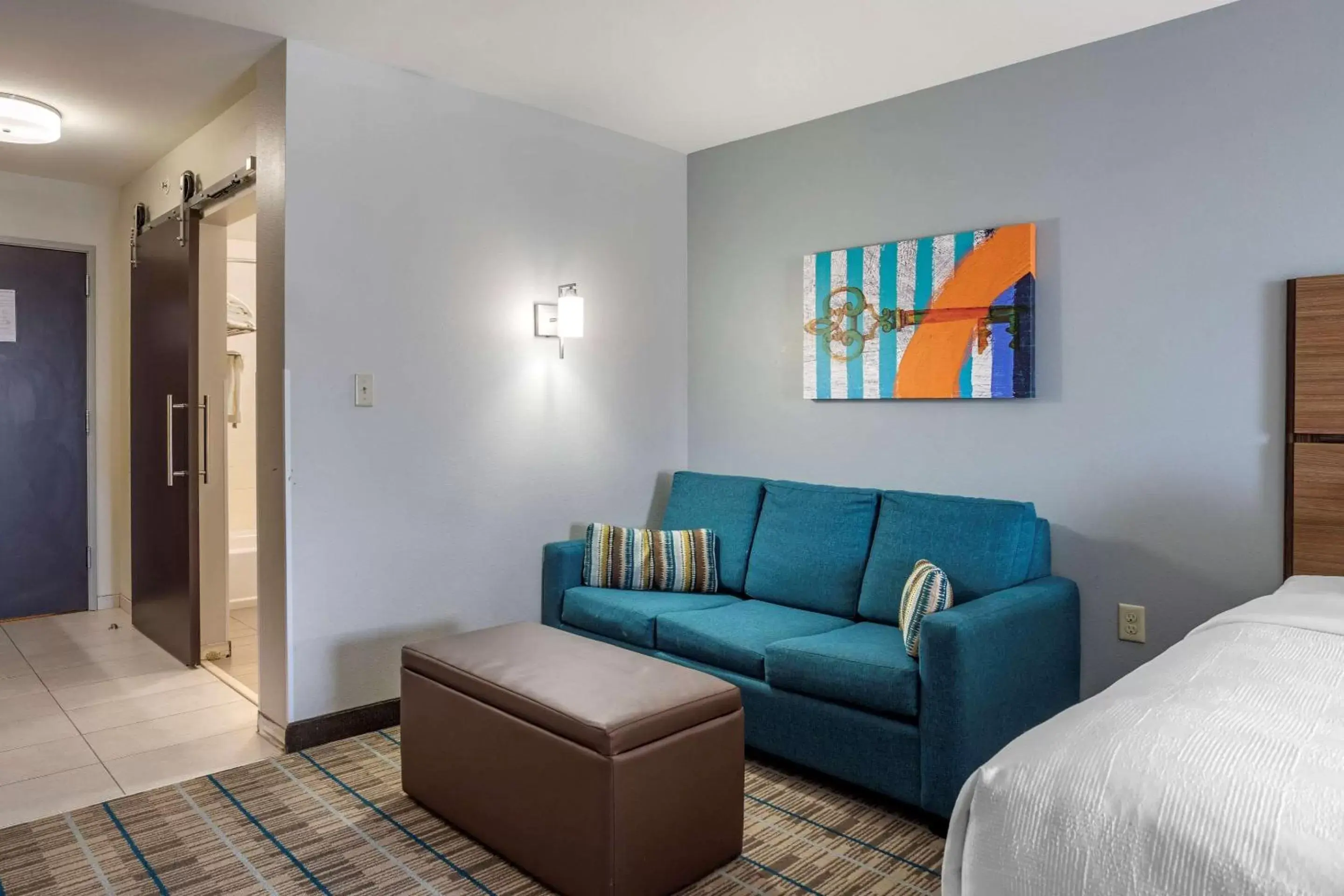 Bedroom, Seating Area in MainStay Suites