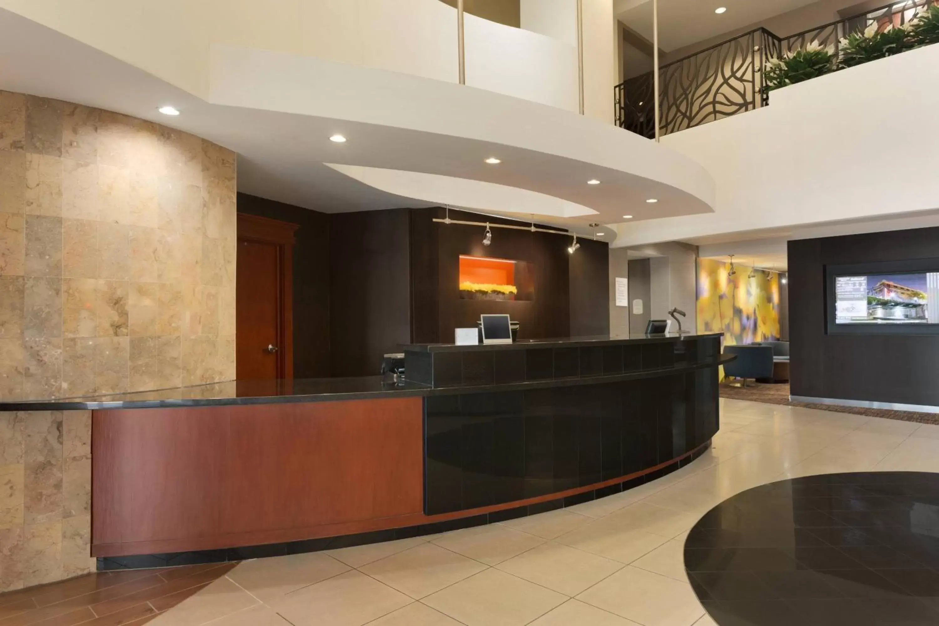 Lobby or reception, Lobby/Reception in Courtyard by Marriott Oklahoma City North/Quail Springs