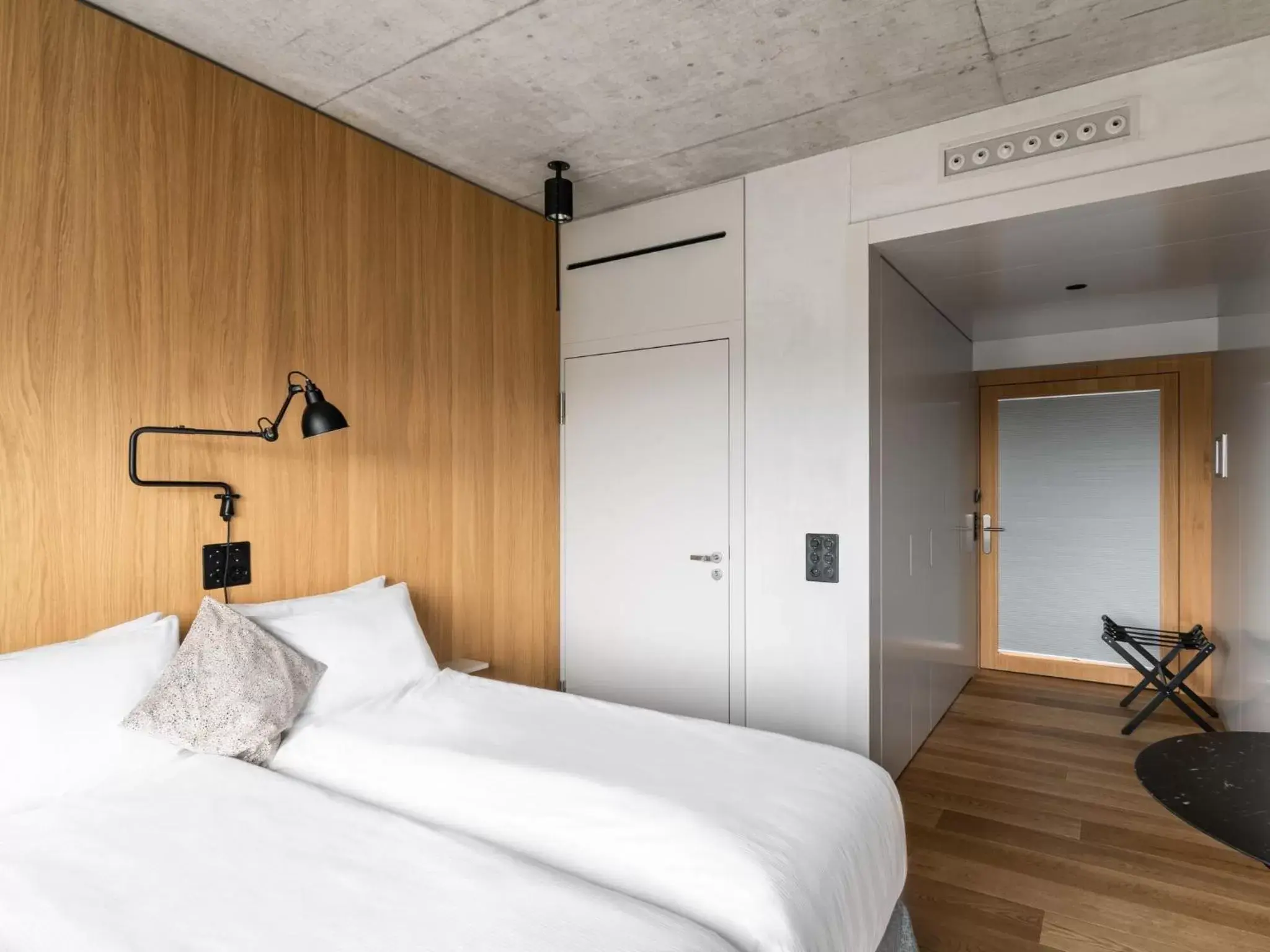 Photo of the whole room, Bed in Placid Hotel Design & Lifestyle Zurich
