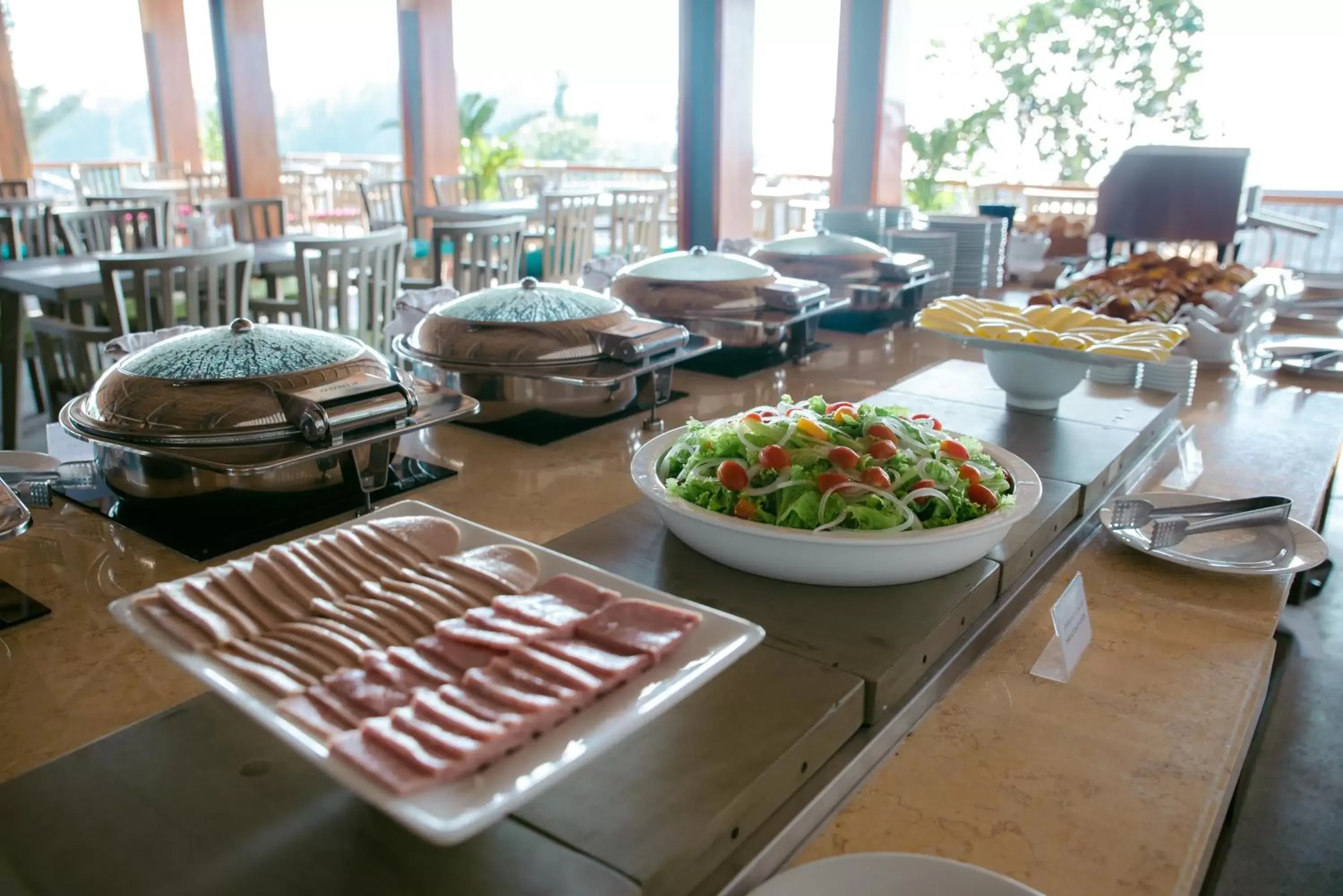Breakfast in Casa Marina Resort