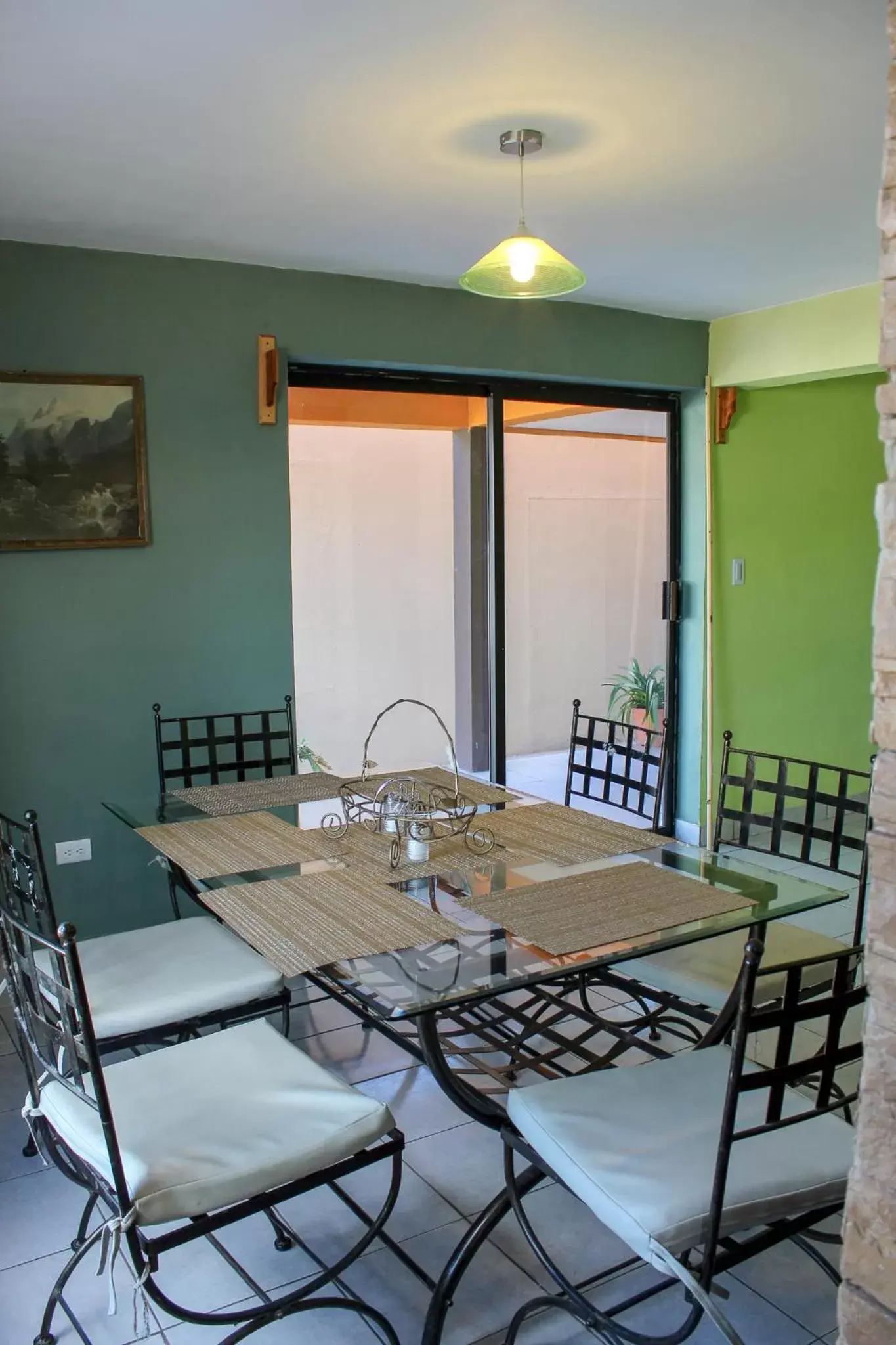 Dining Area in Villas La Quinta