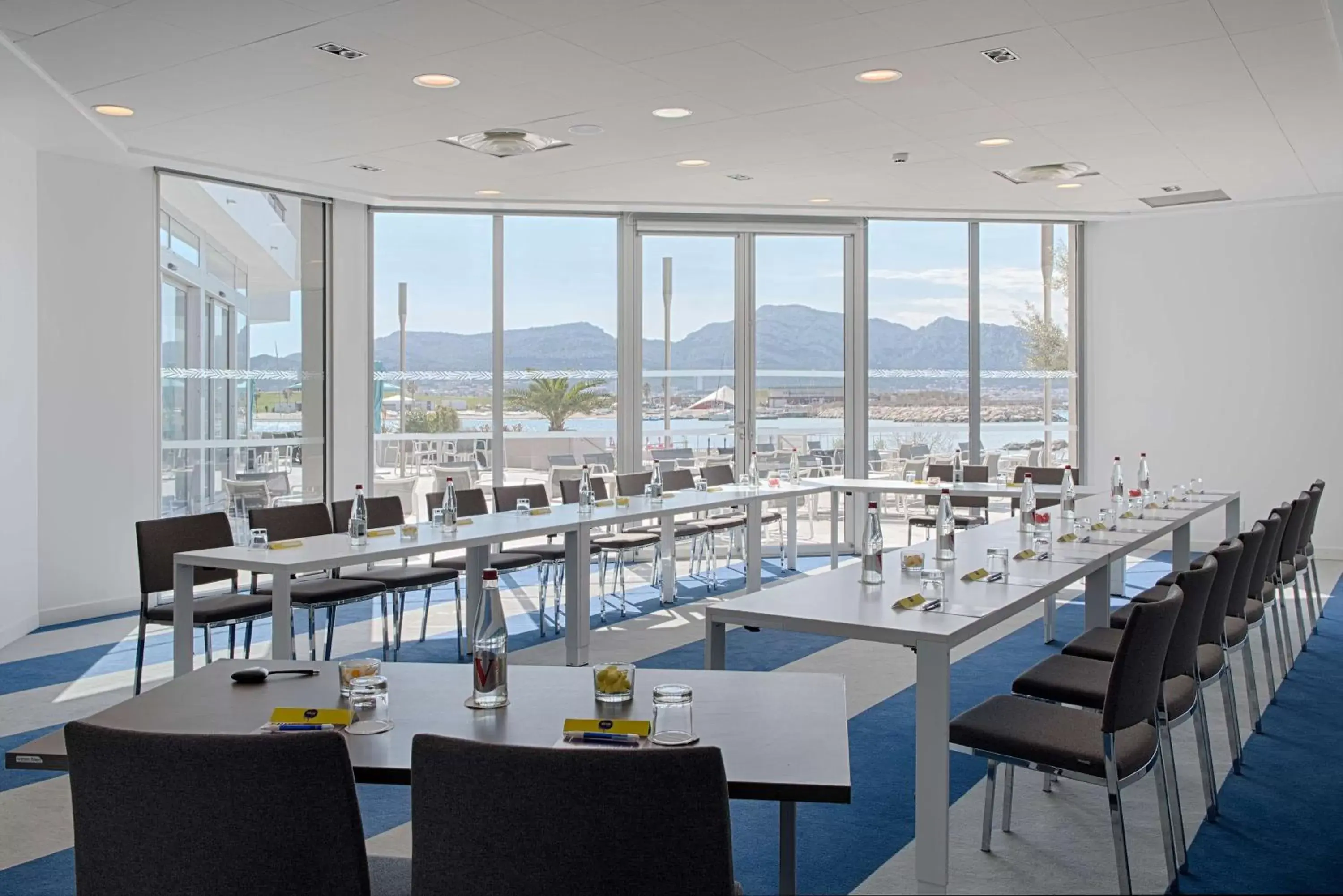 Meeting/conference room, Restaurant/Places to Eat in nhow Marseille
