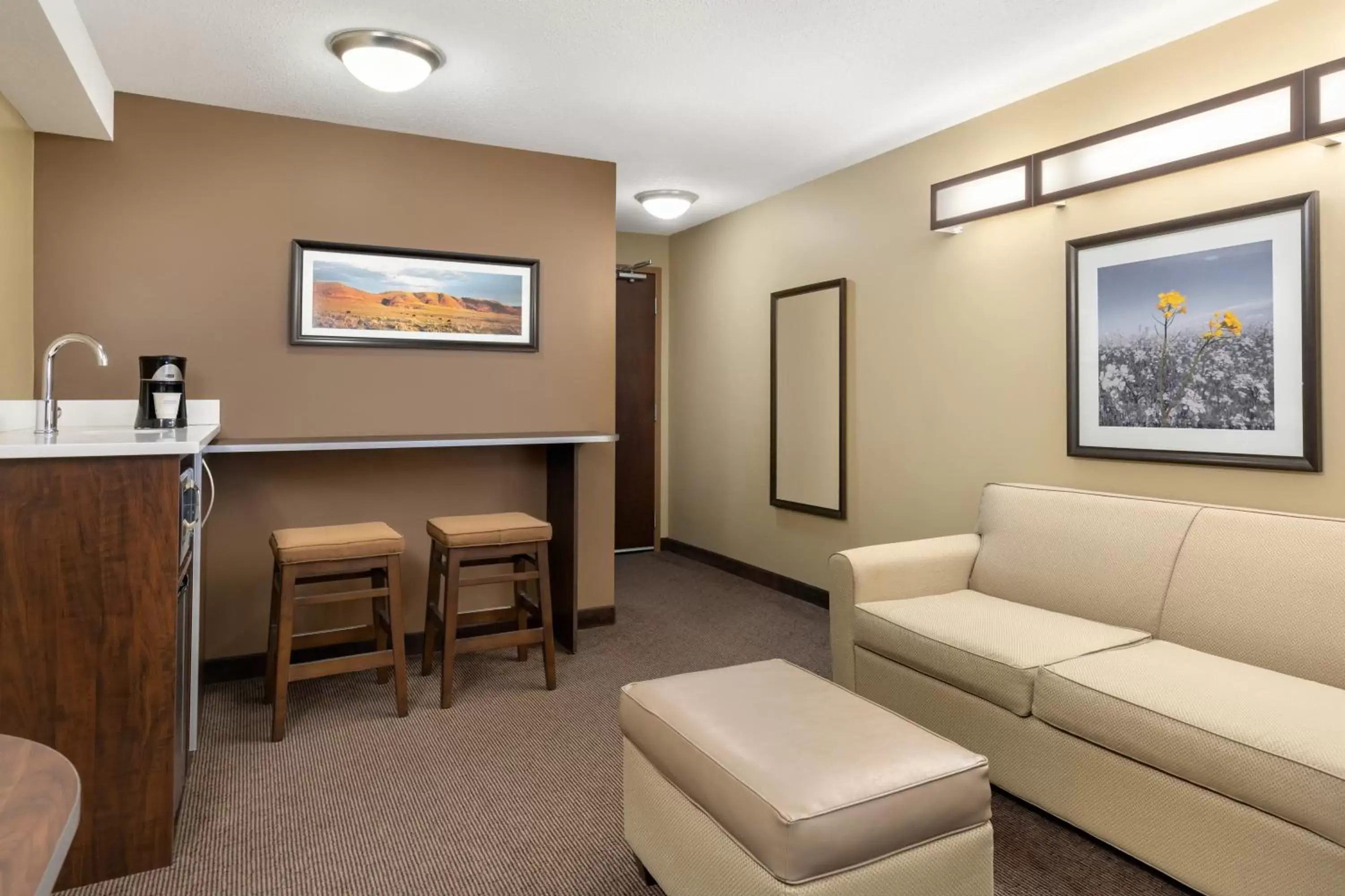 Seating Area in Microtel Inn & Suites by Wyndham Estevan