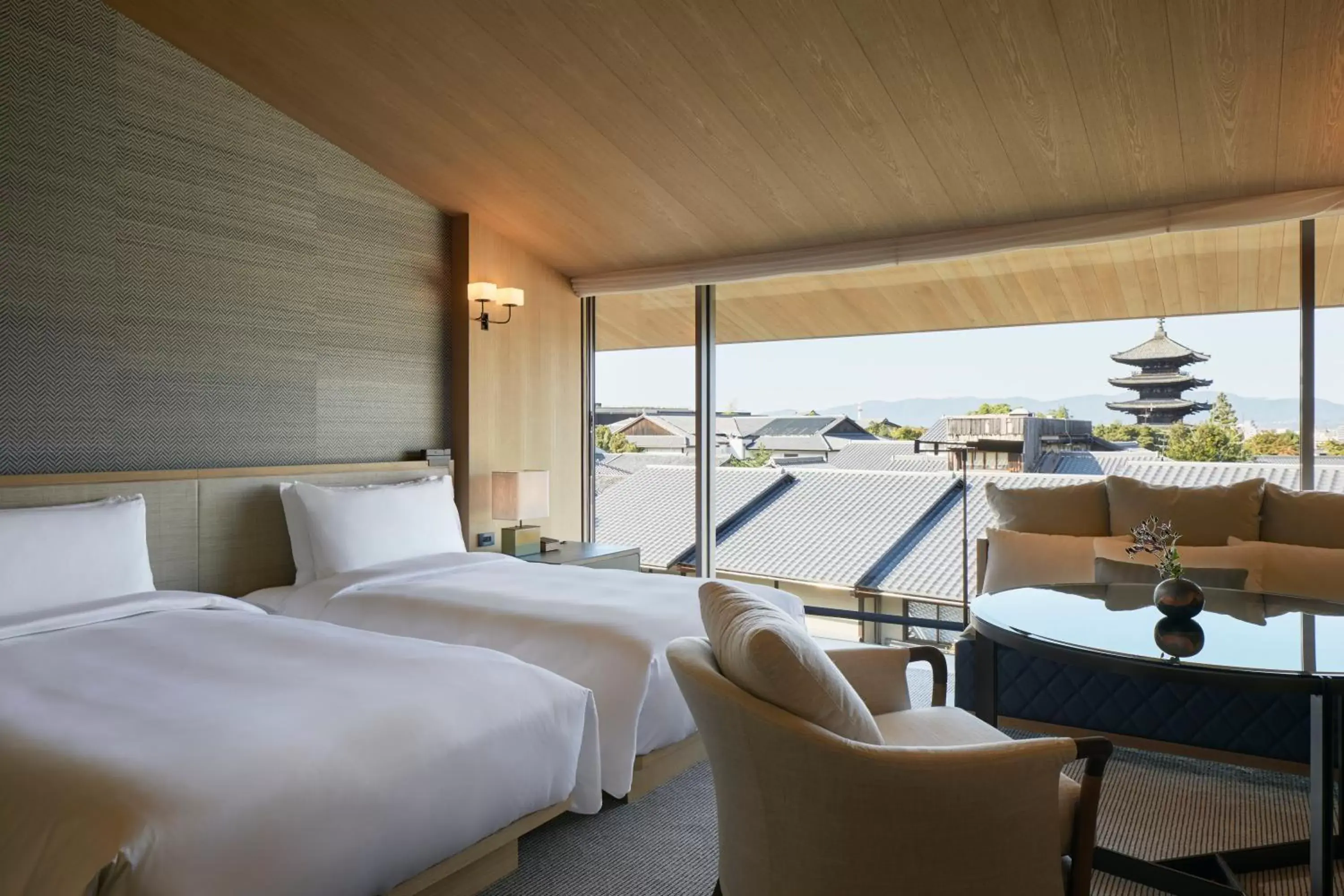Double Room with Two Single Beds and Pagoda View in Park Hyatt Kyoto Double Room with Two Single Beds and Pagoda View in Park Hyatt Kyoto