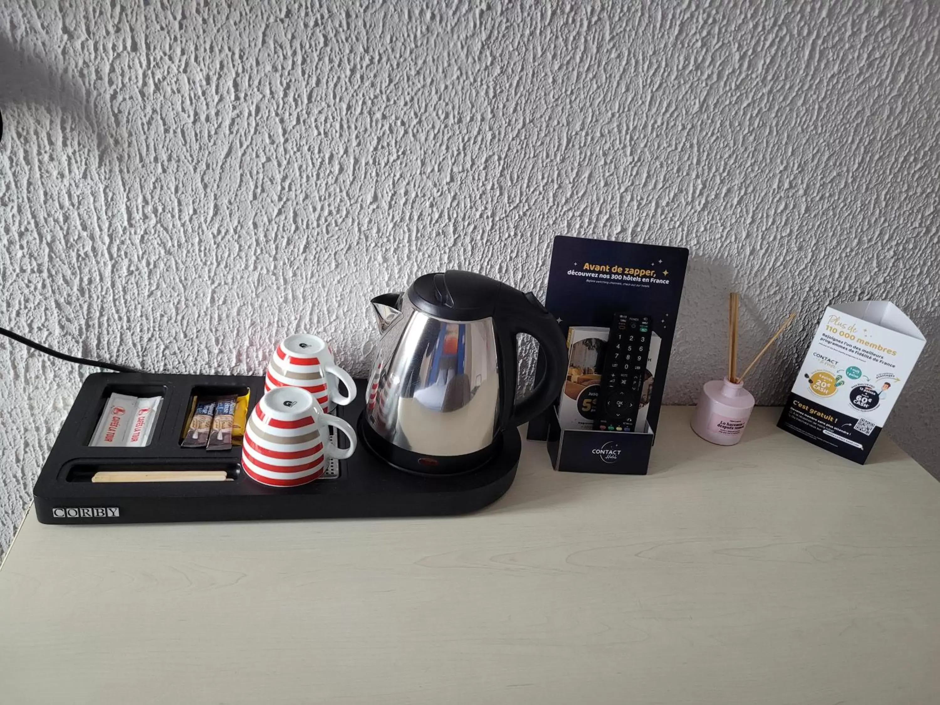 Coffee/Tea Facilities in Hotel Aragon