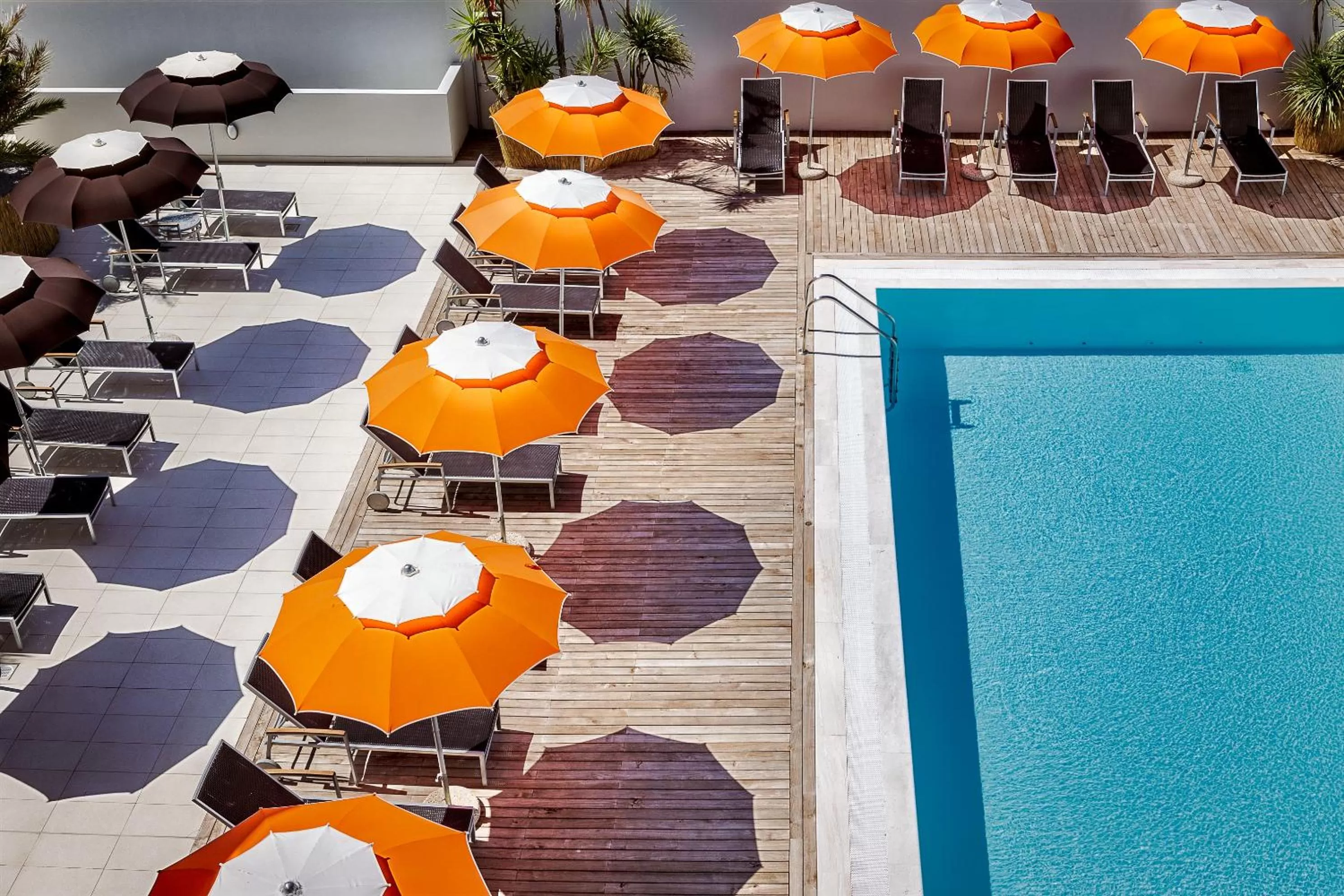 Swimming pool in Jazz Hotel