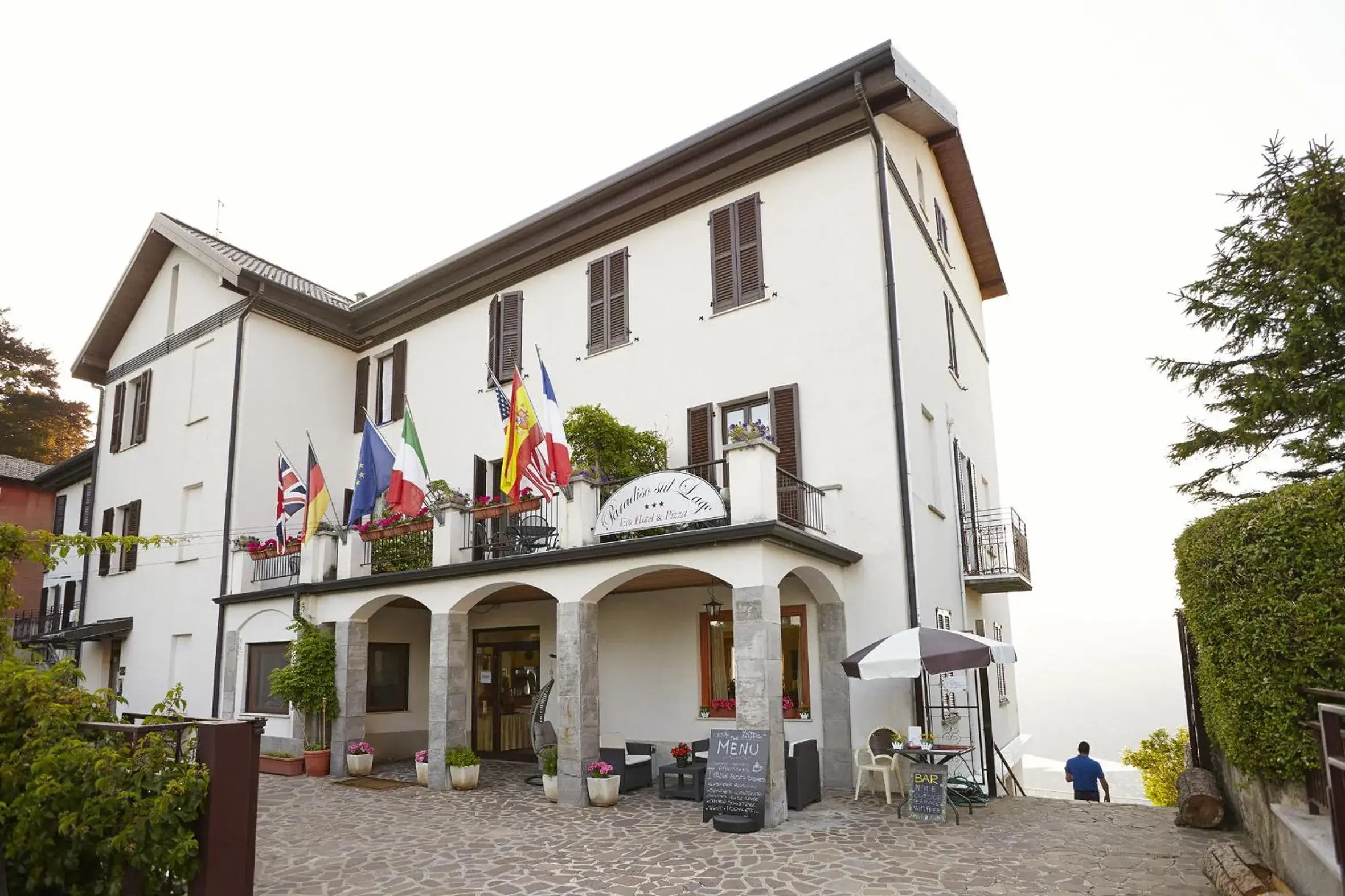 Facade/entrance, Property Building in Hotel Paradiso Como