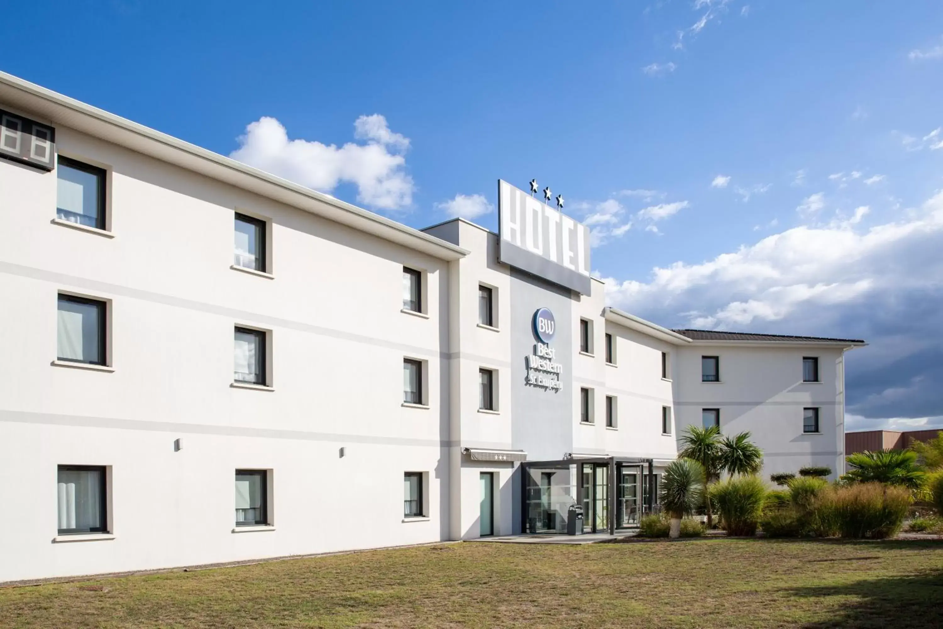 Property Building in Best Western St Exupery Bordeaux Ouest