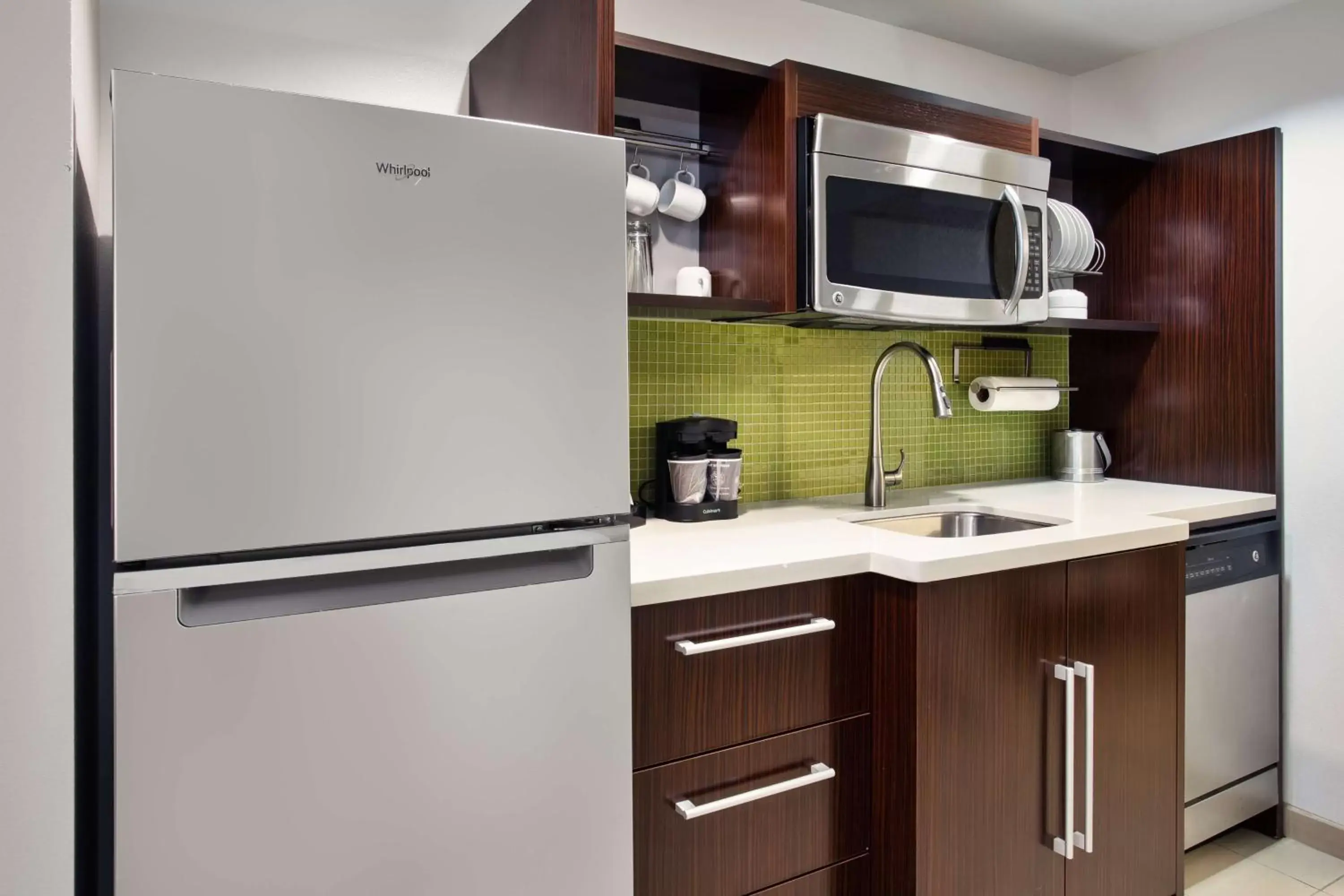 Kitchen or kitchenette, Kitchen/Kitchenette in Home2 Suites by Hilton San Antonio Downtown - Riverwalk, TX