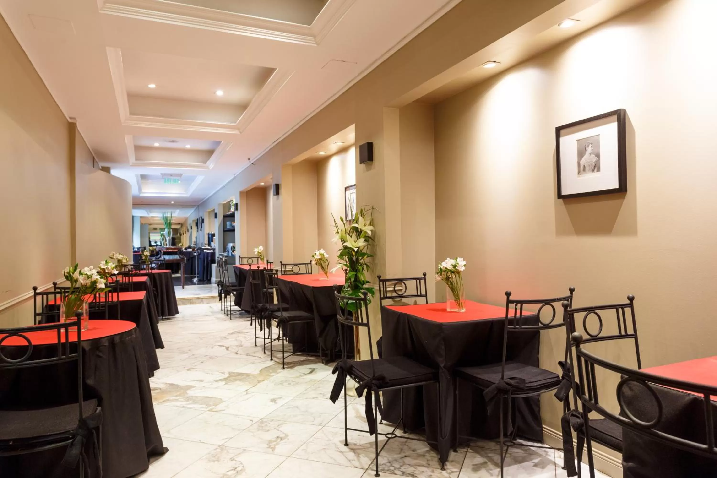 Restaurant/Places to Eat in Le Cinque Lusso Recoleta