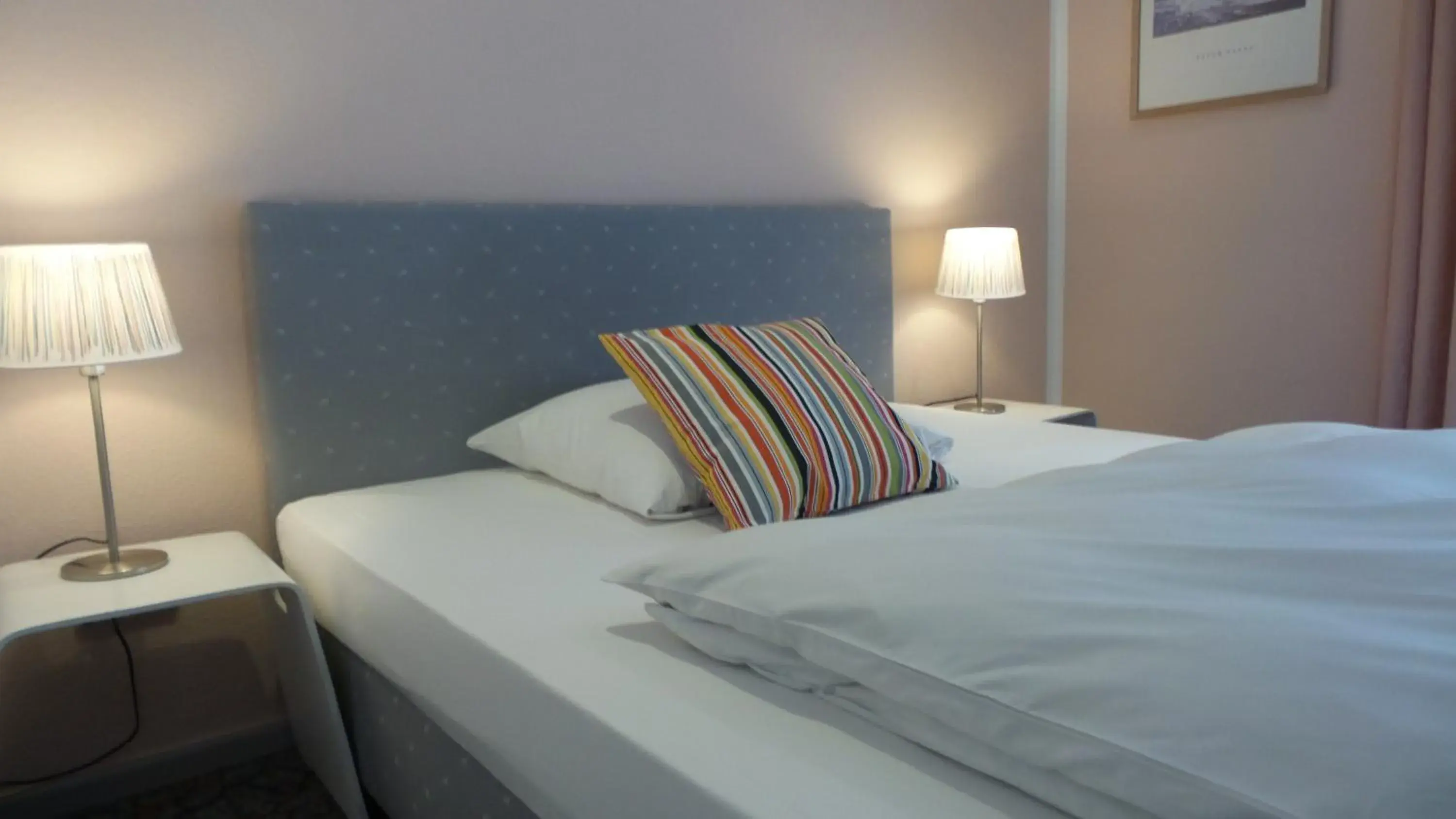 Bed in Hotel Alt - Tegel