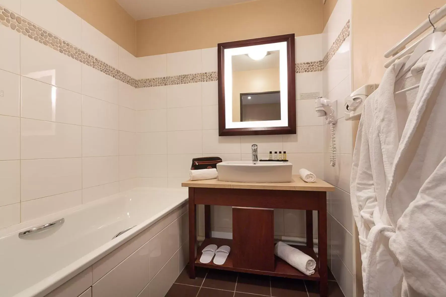Bathroom in Hotel de Berny