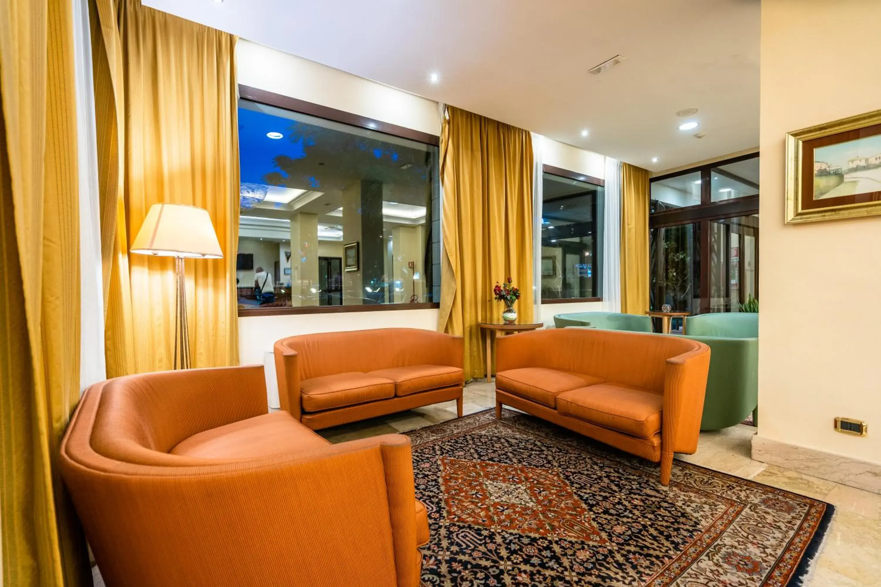 Living room in Europa Palace Hotel Living room in Europa Palace Hotel