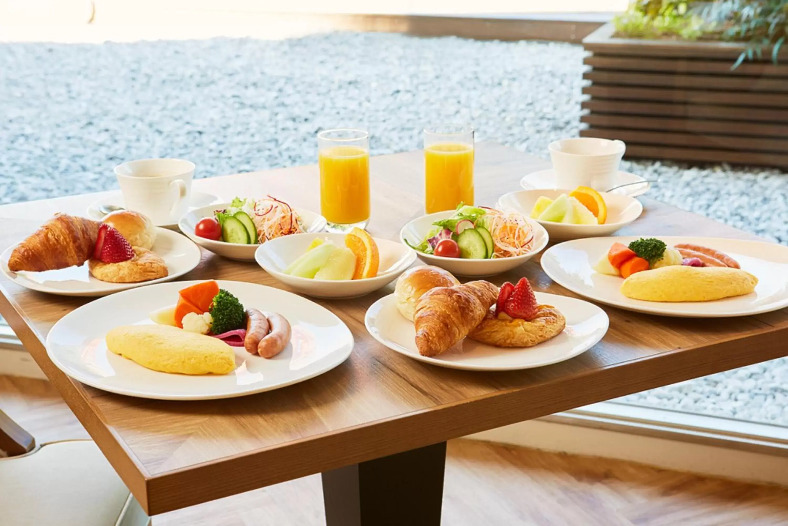 Buffet breakfast in Tokyo Prince Hotel