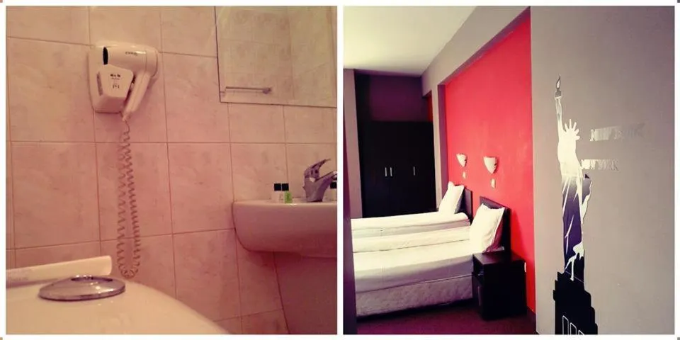 Bed in Hotel Alexander