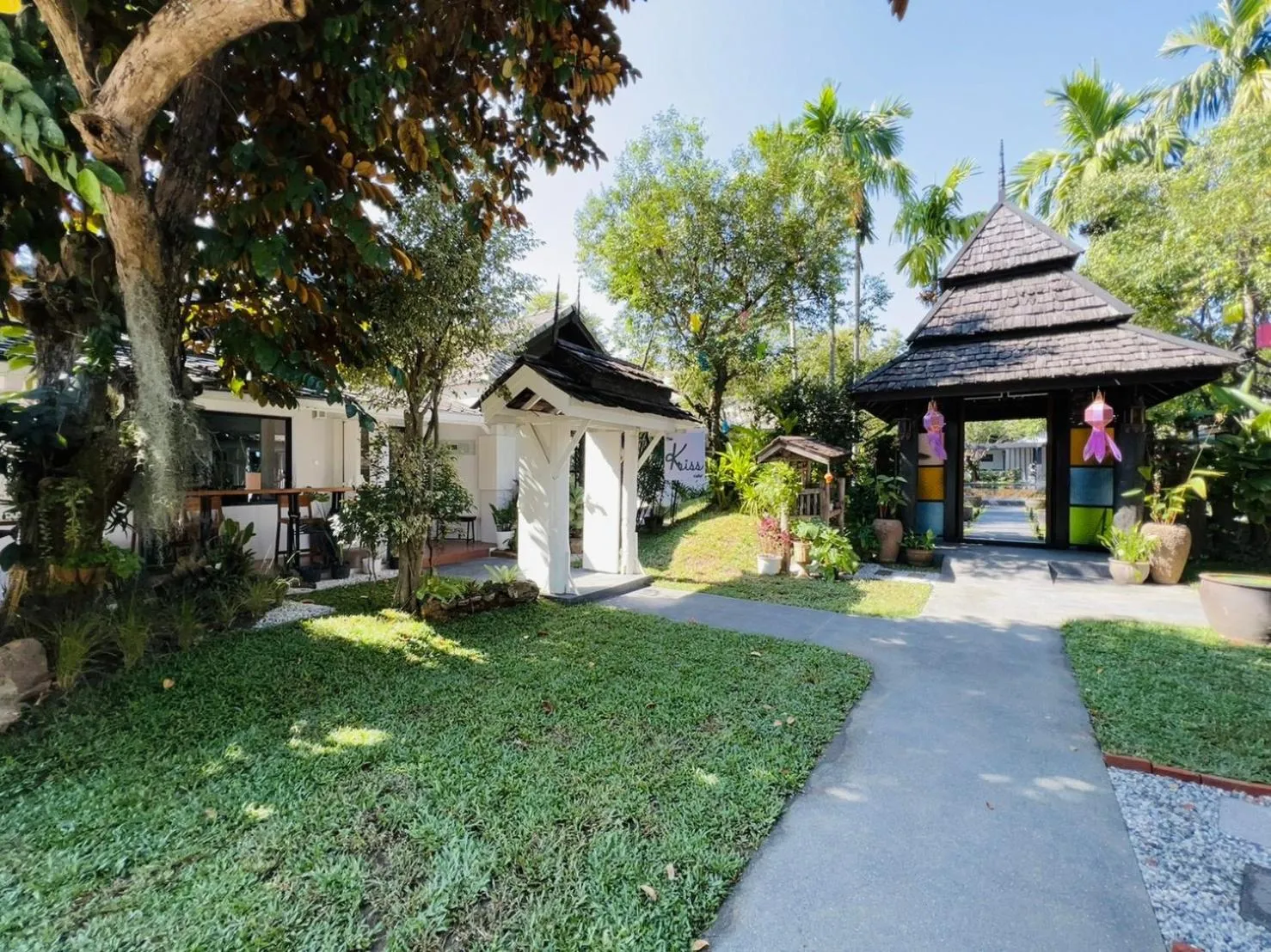 Property building in Na Mantra Resort