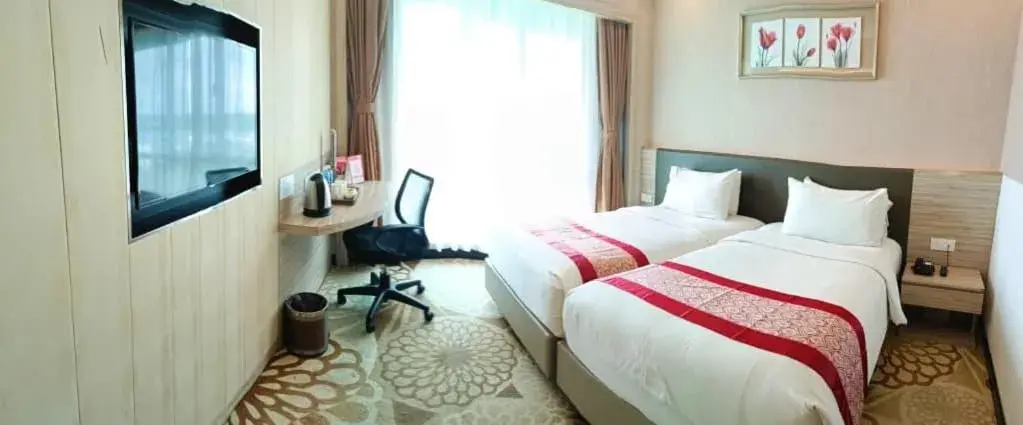 Bed in V8 Hotel Johor Bahru