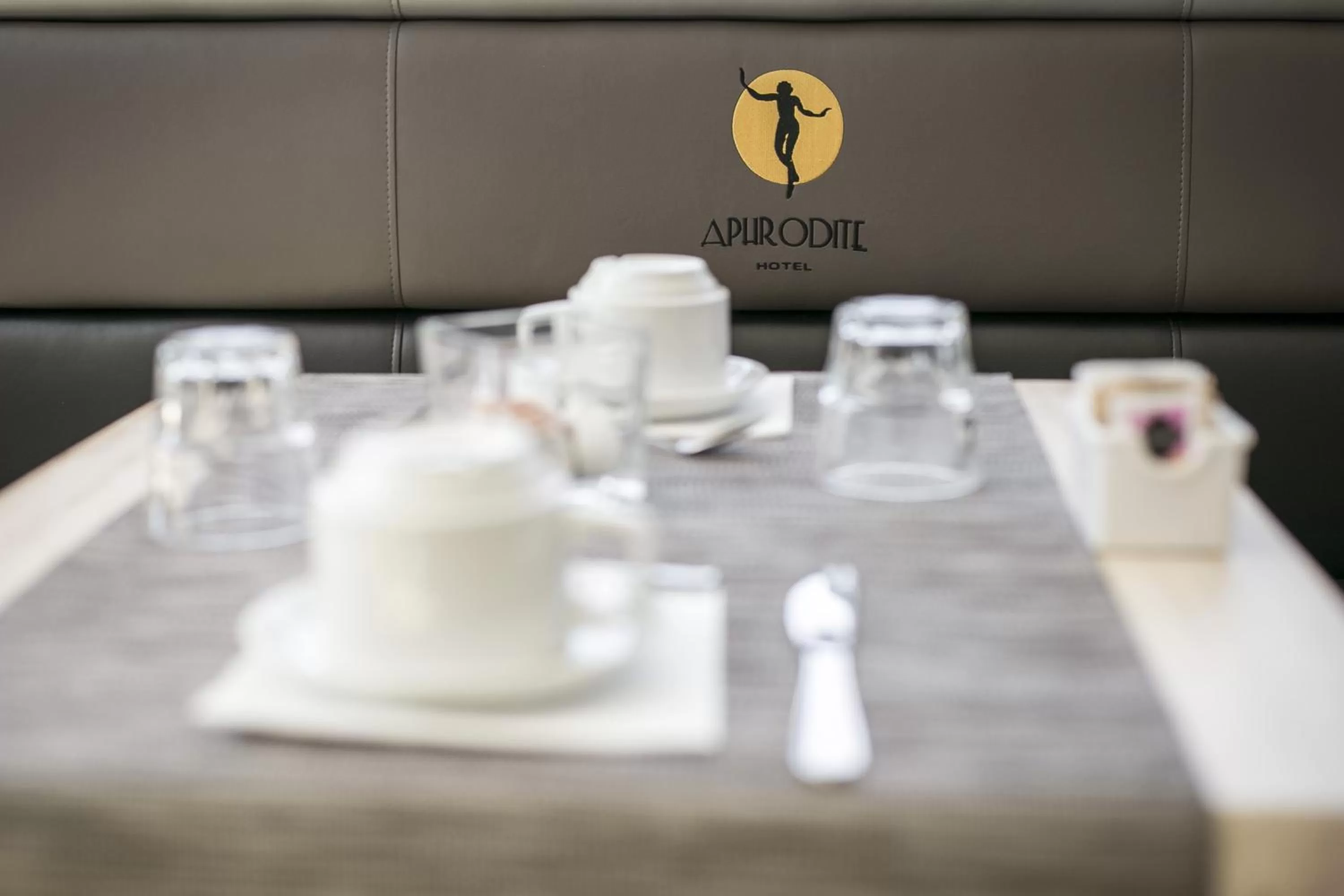 Restaurant/places to eat in Hotel Aphrodite