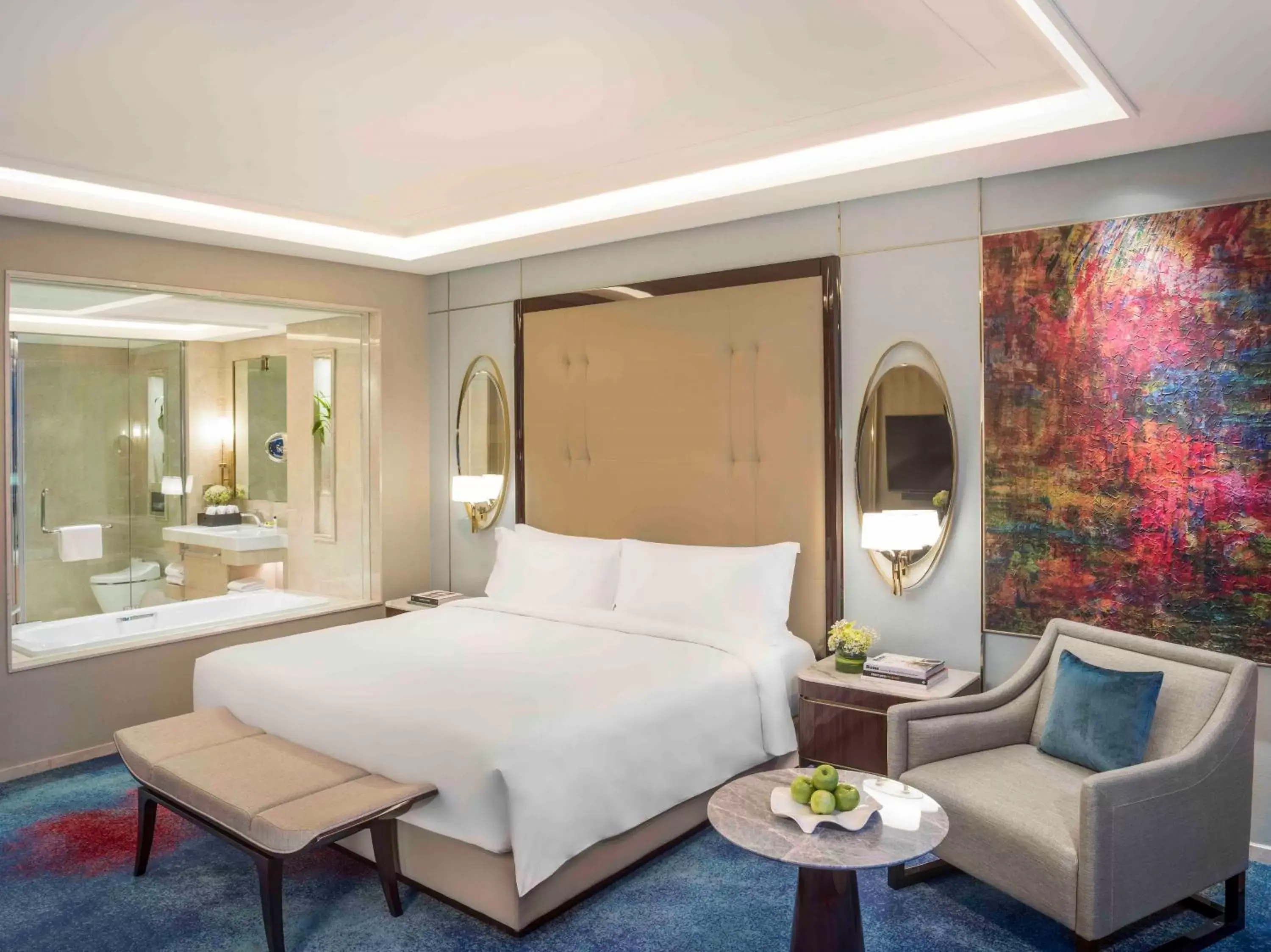 Photo of the whole room, Bed in InterContinental Hotels Jakarta Pondok Indah, an IHG Hotel