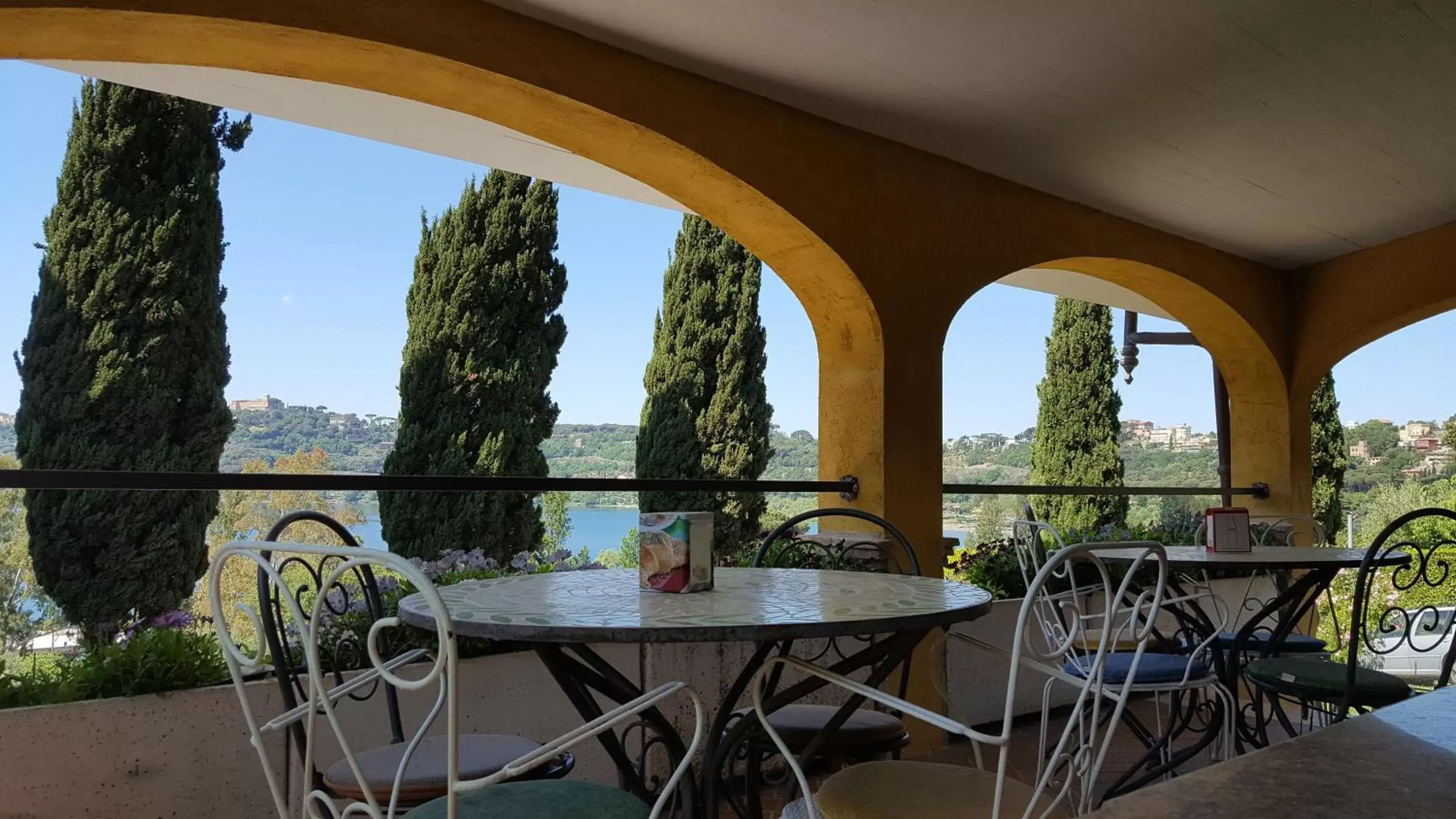 Patio, Balcony/Terrace in Il Nido del Falco