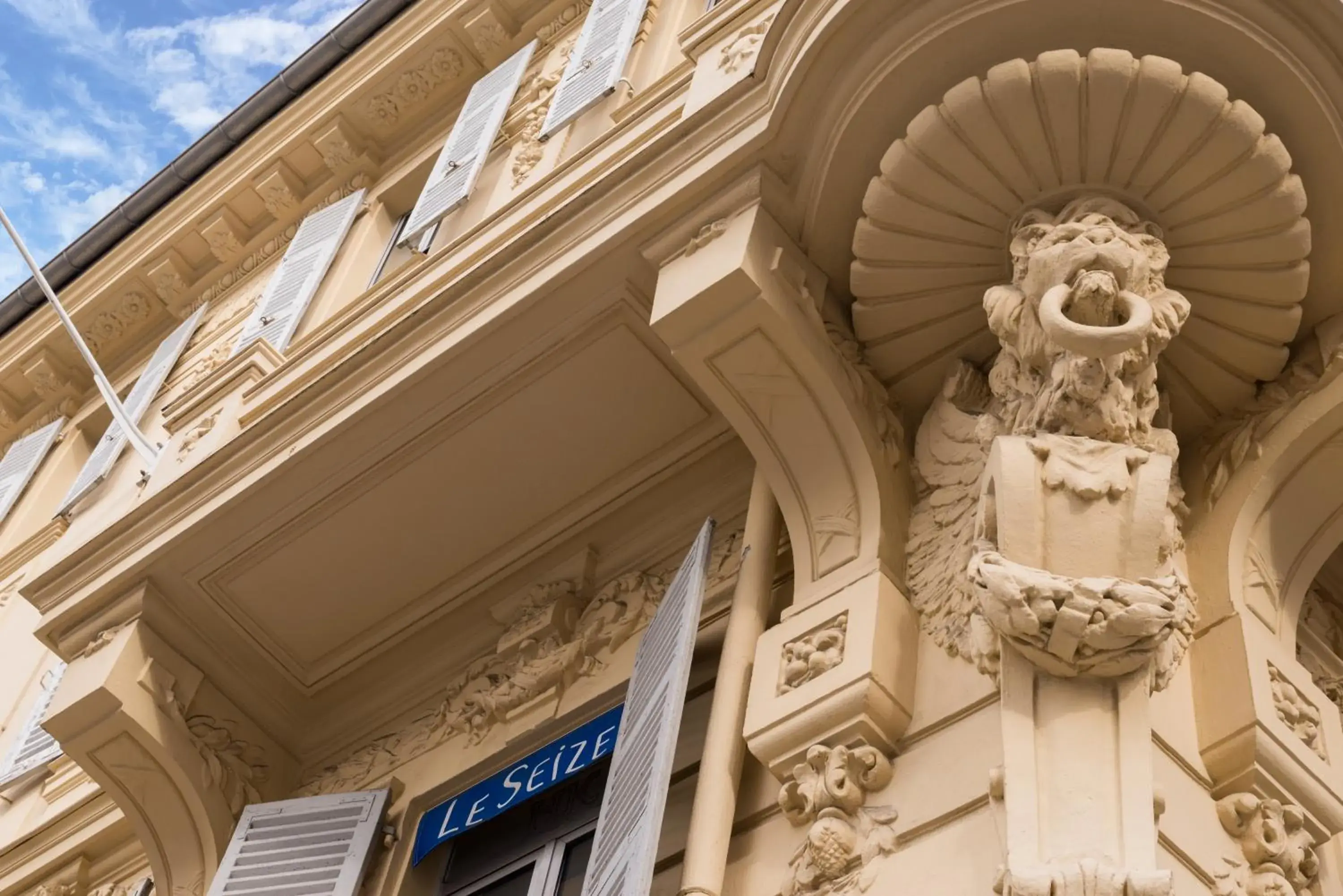 Property building in Hôtel Le Seize, Nice Centre