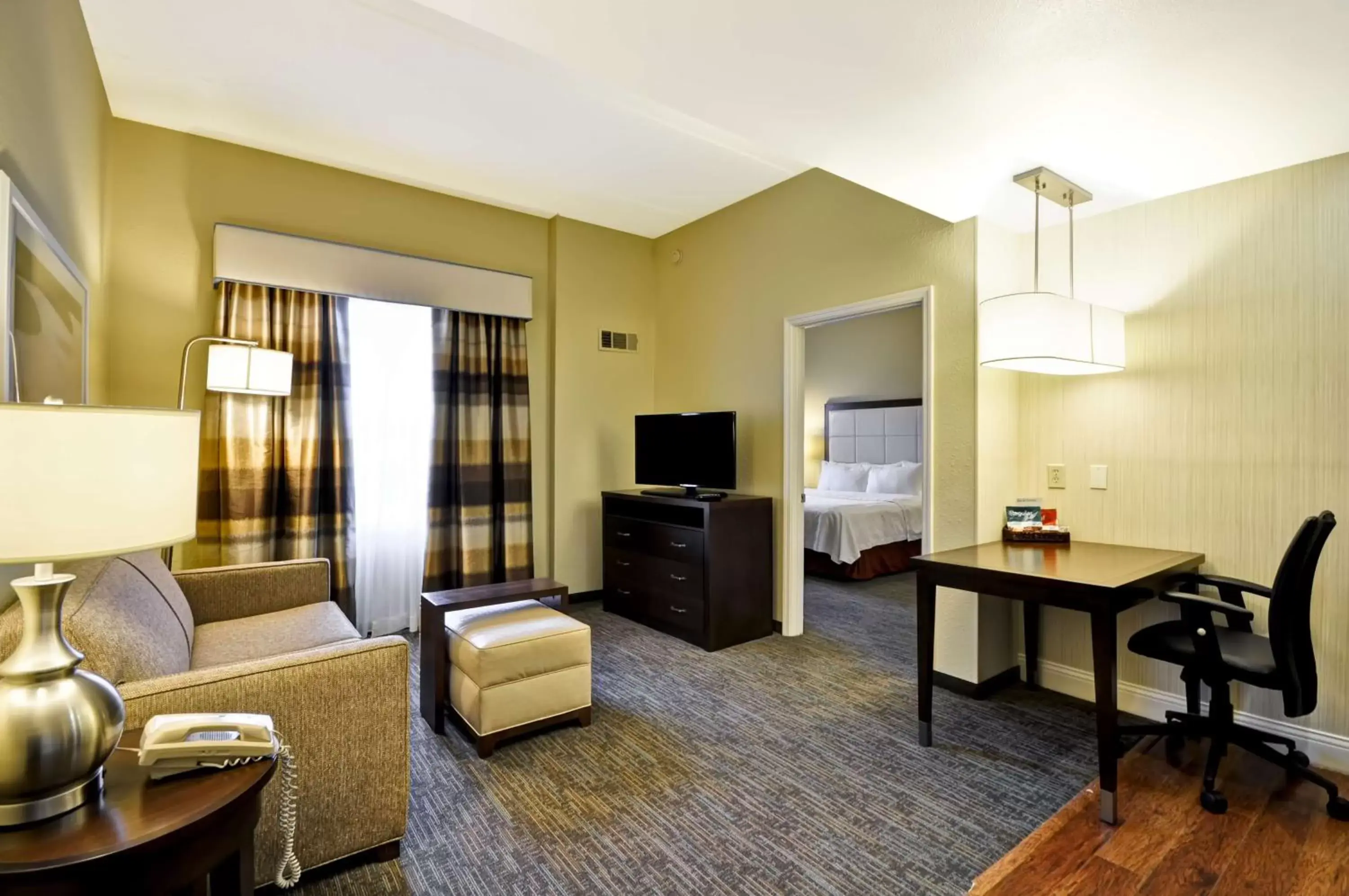 Kitchen or kitchenette, Seating Area in Homewood Suites by Hilton Augusta