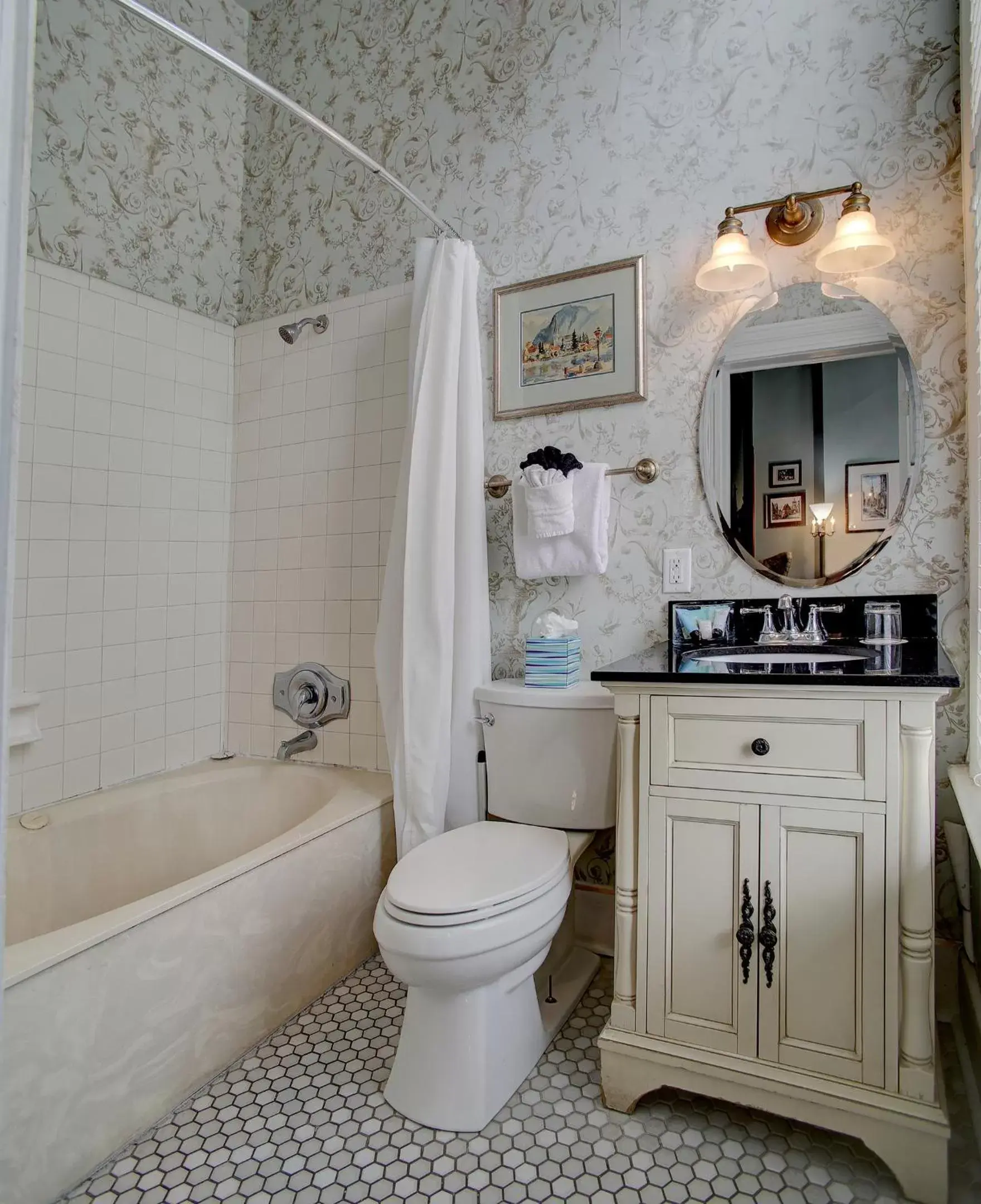 Bathroom in Forsyth Park Inn