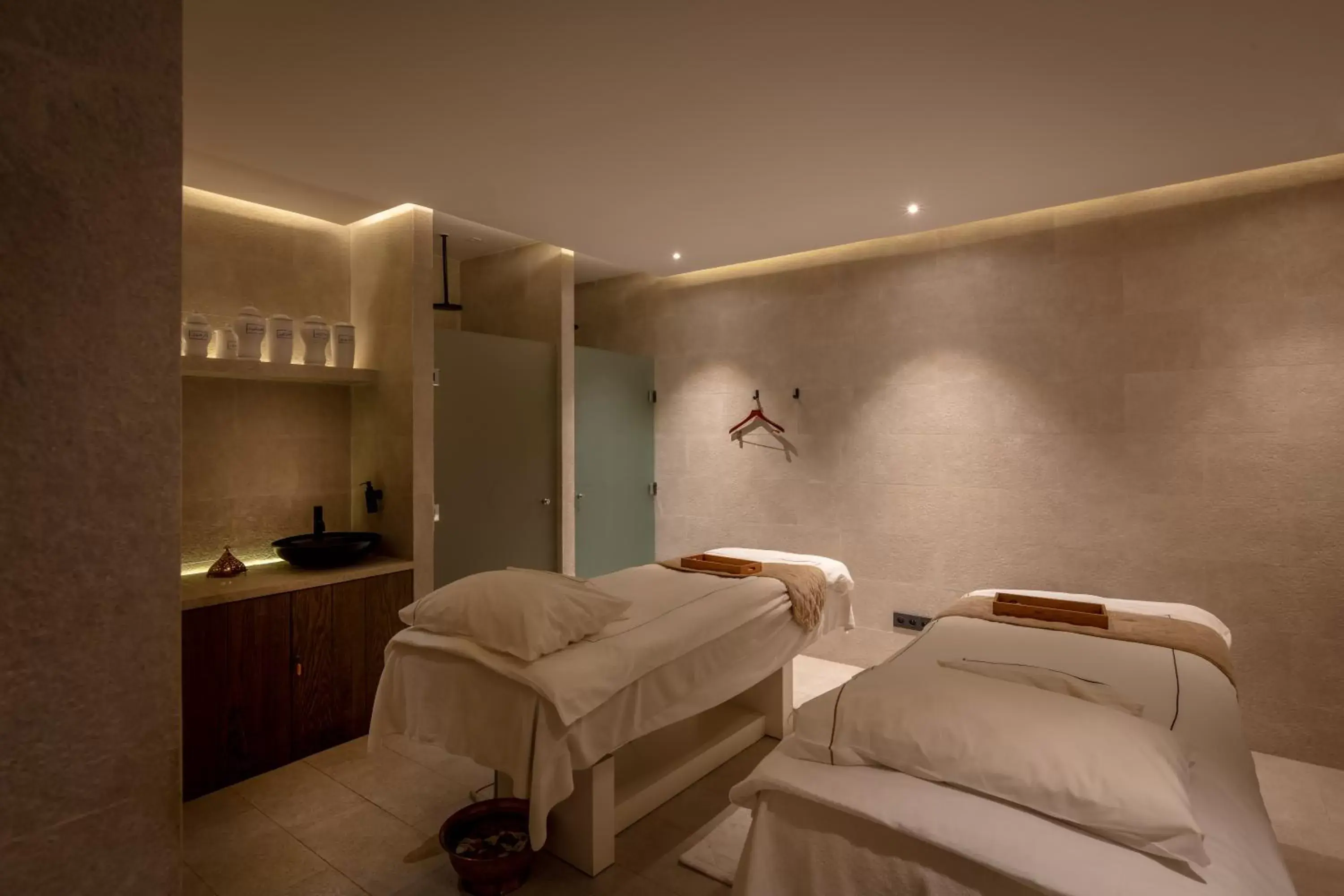 Massage, Spa/Wellness in La Tour Hassan Palace