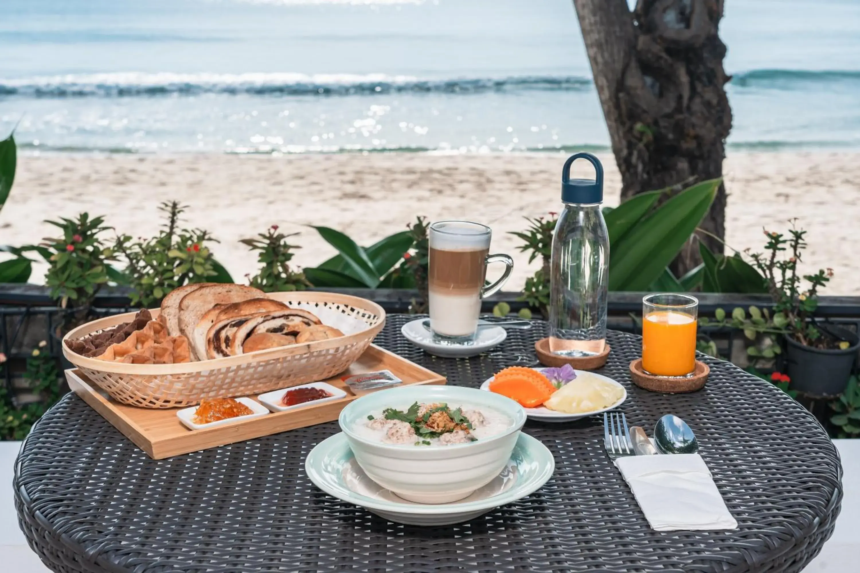 Breakfast in King's Garden Resort - SHA Plus Breakfast in King's Garden Resort - SHA Plus