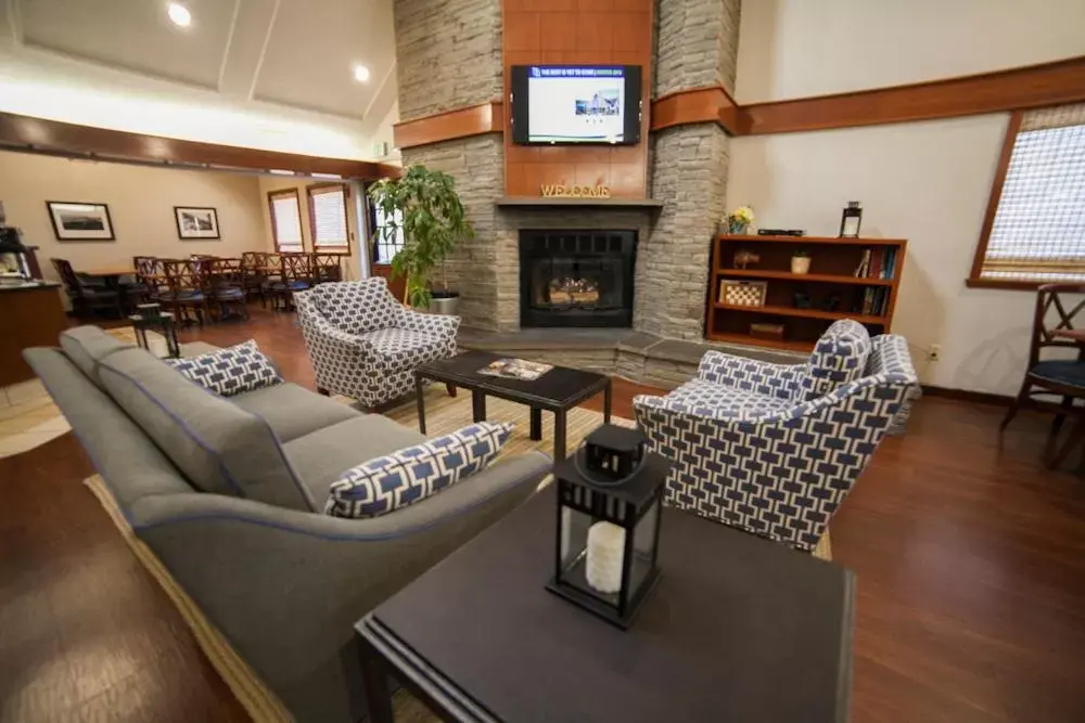 Lobby or reception, Seating Area in New Haven Village Suites