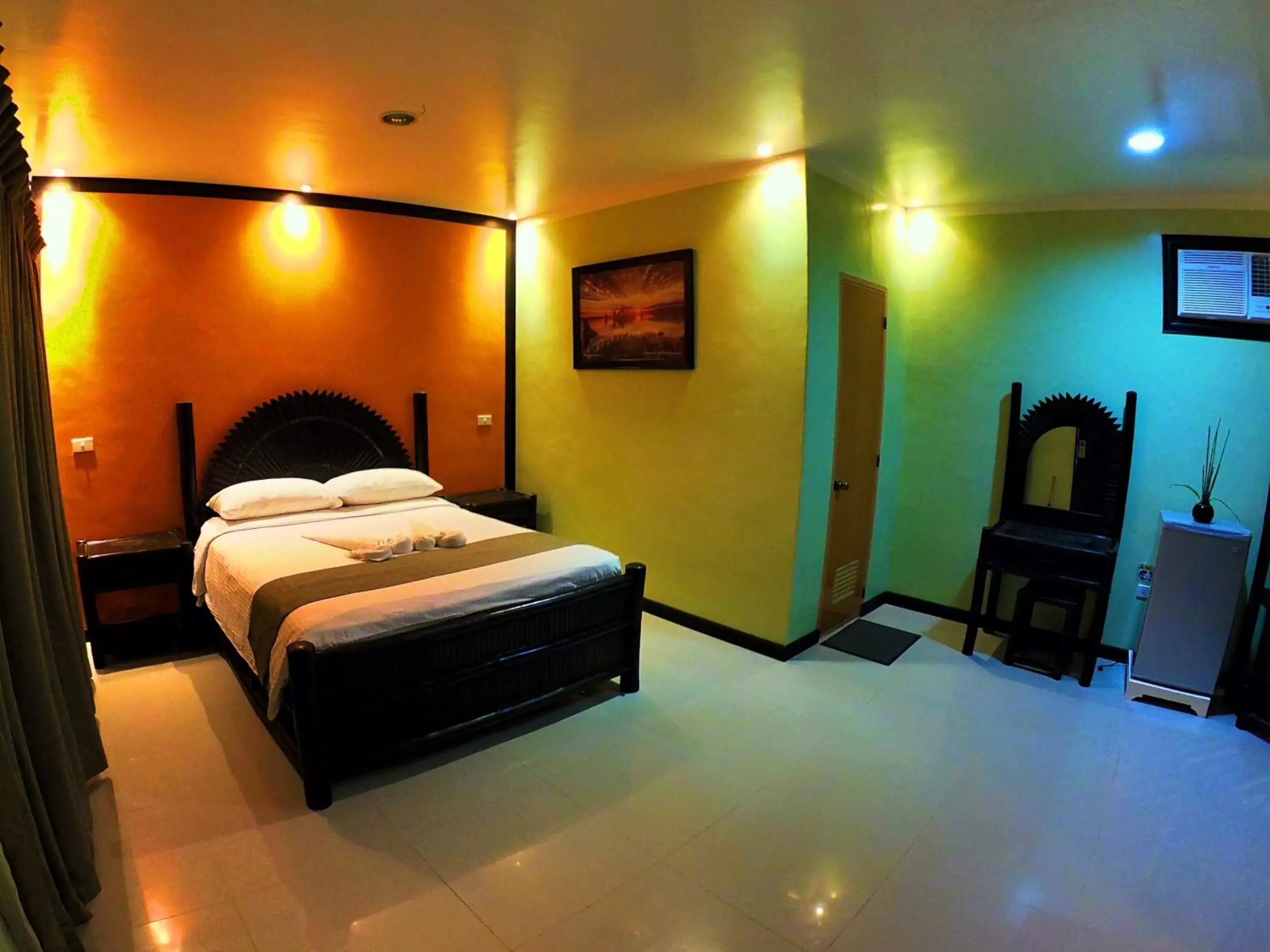 Photo of the whole room, Bed in Malapascua Exotic Island Dive Resort