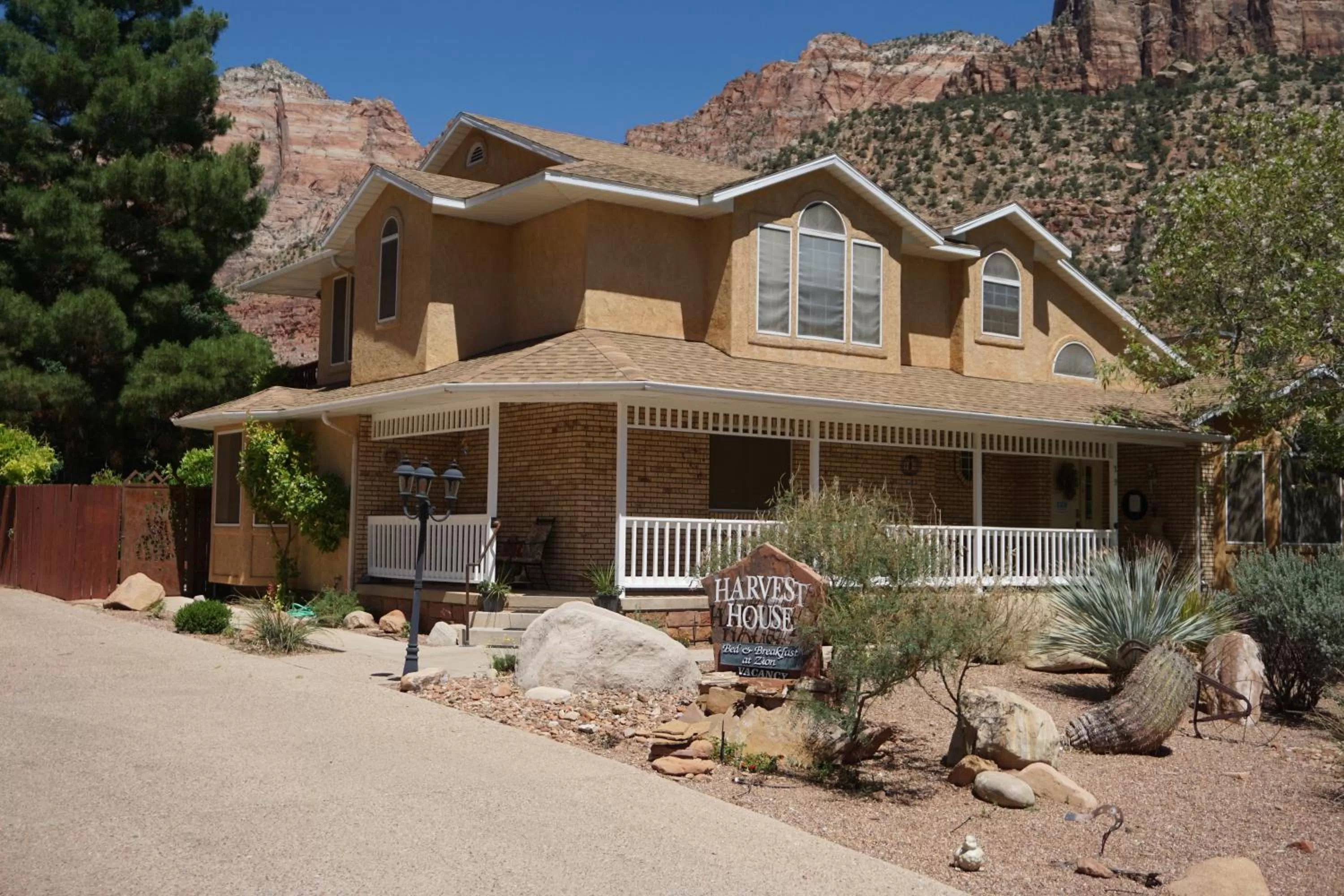 Property Building in Harvest House Bed and Breakfast