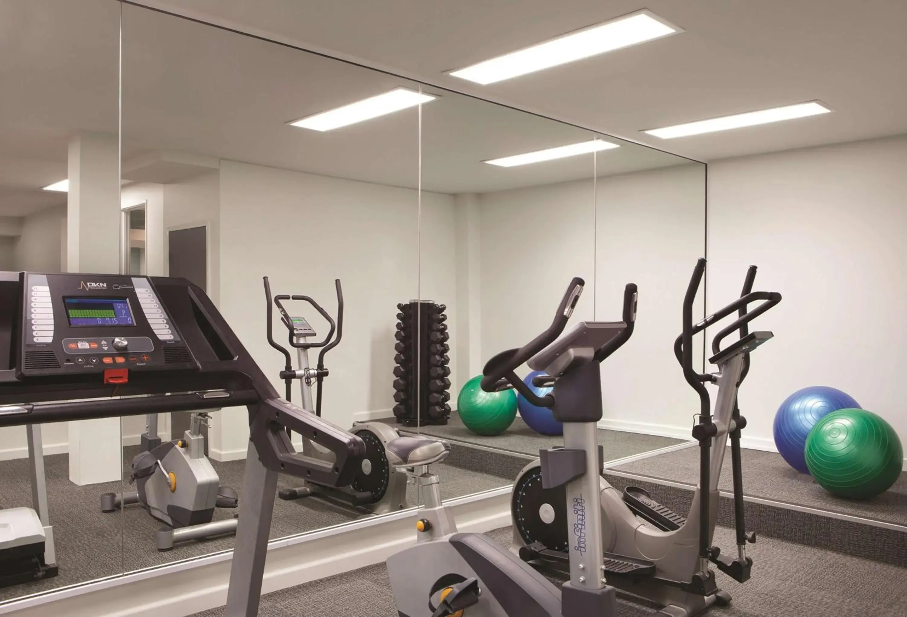 Spa and wellness centre/facilities, Fitness Center/Facilities in Rendezvous Hotel Perth Central