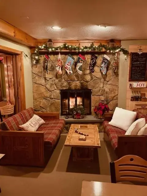 Seating Area in The Snowed Inn