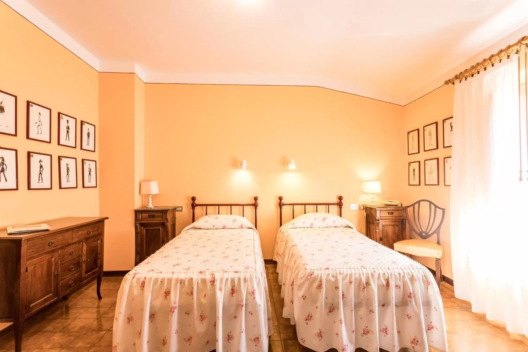 Photo of the whole room, Bed in Albergo La Felicina - Mugello