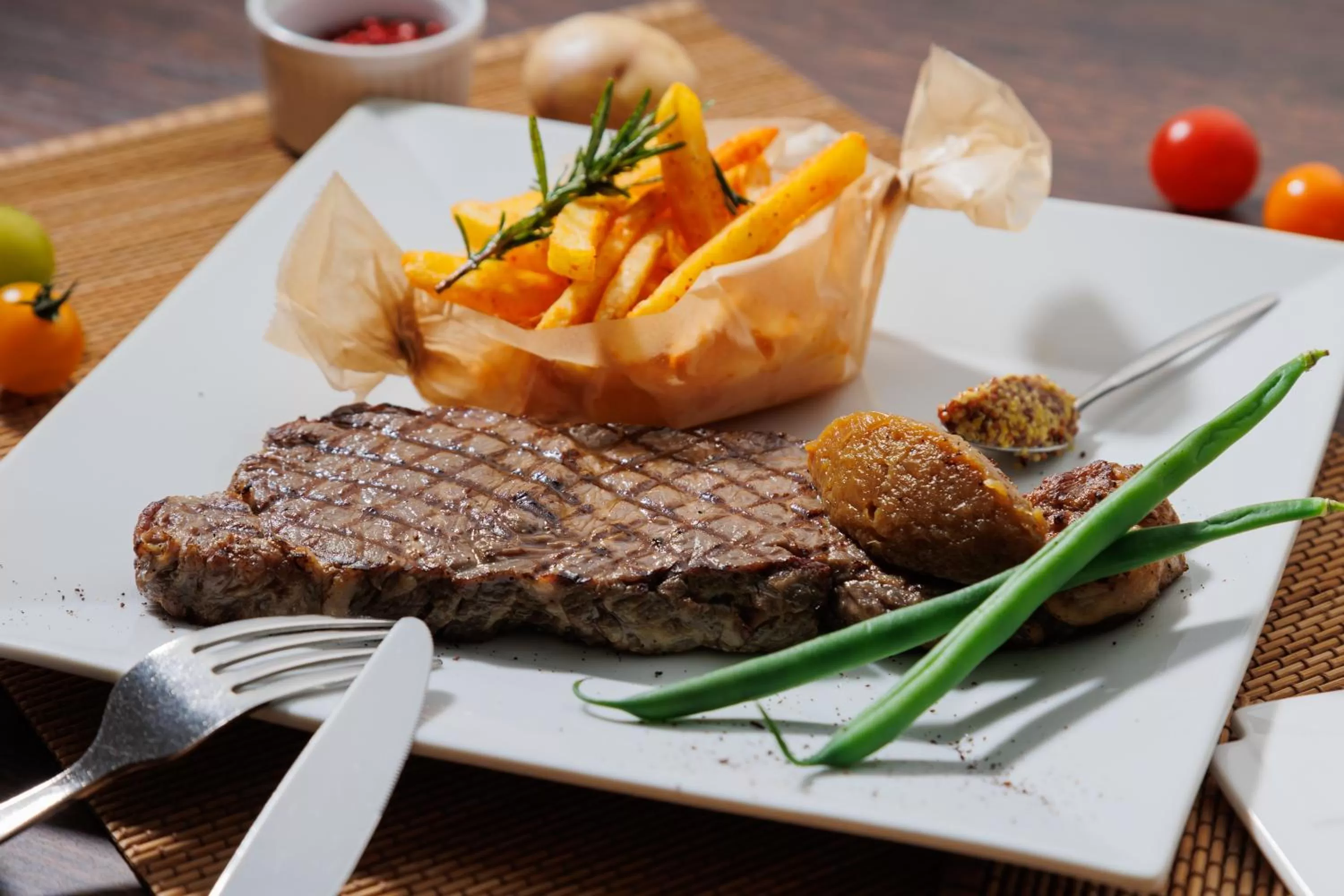 Restaurant/places to eat in Shin Osaka Esaka Tokyu REI Hotel