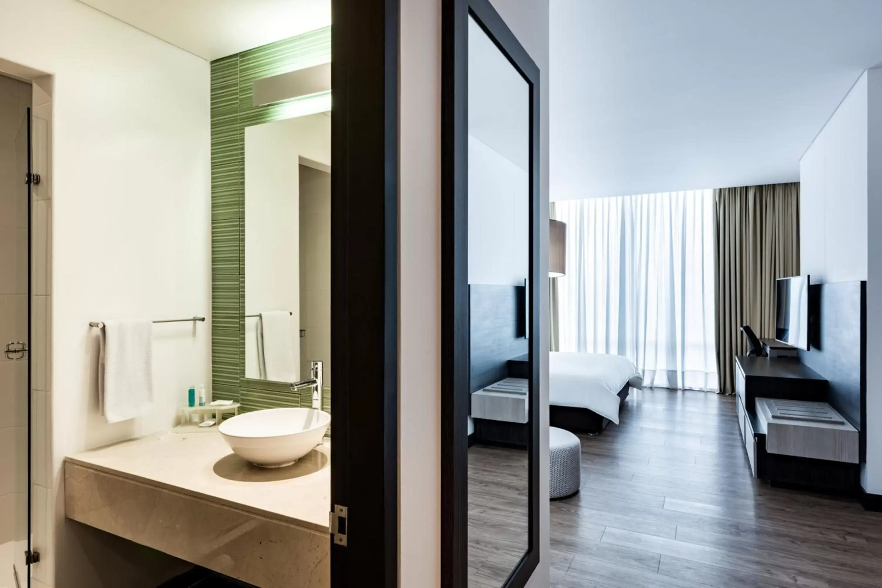 Photo of the whole room, Bathroom in Holiday Inn Express - Cartagena Bocagrande, an IHG Hotel