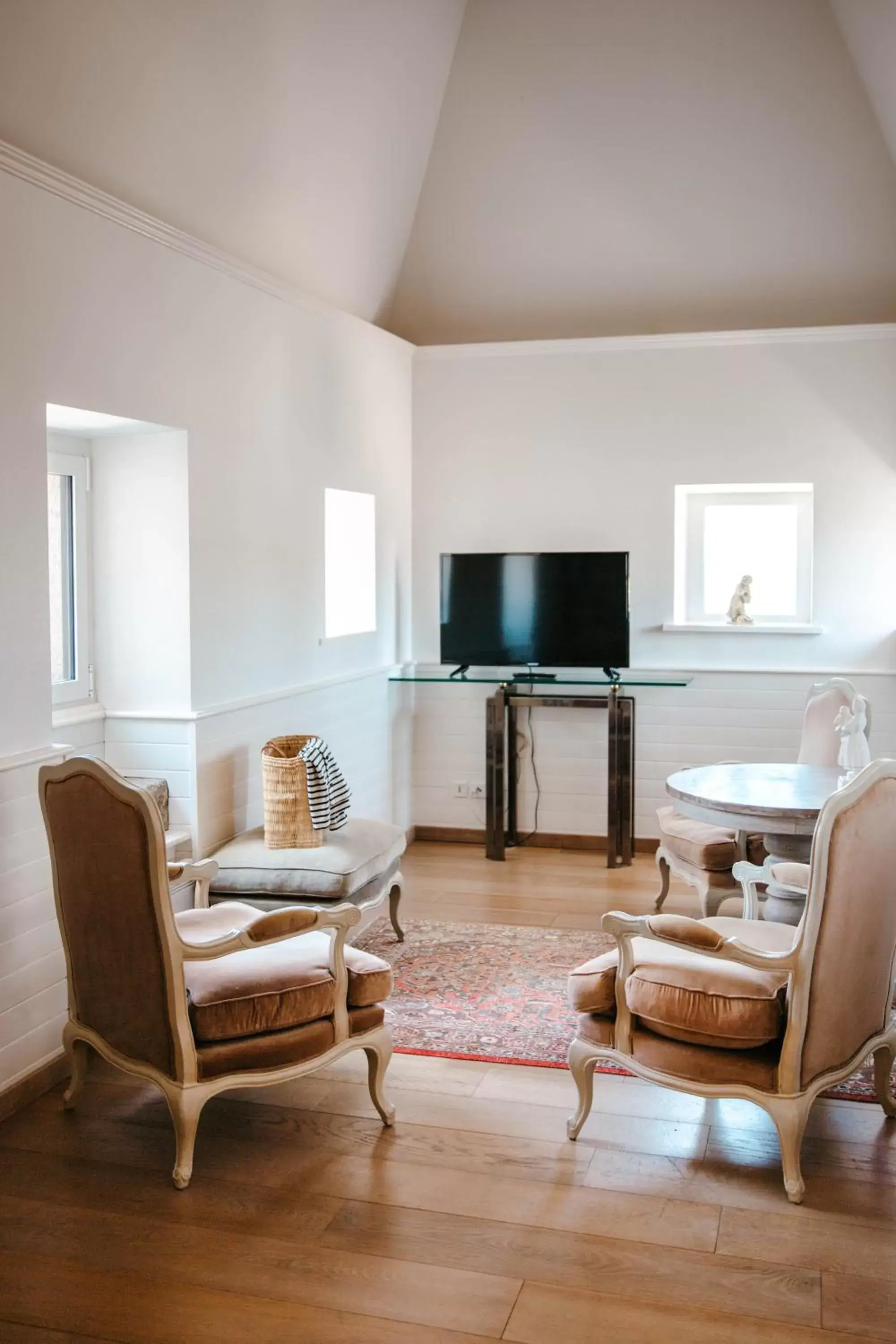 Living room, Seating Area in Relais & Châteaux Le Brittany & Spa