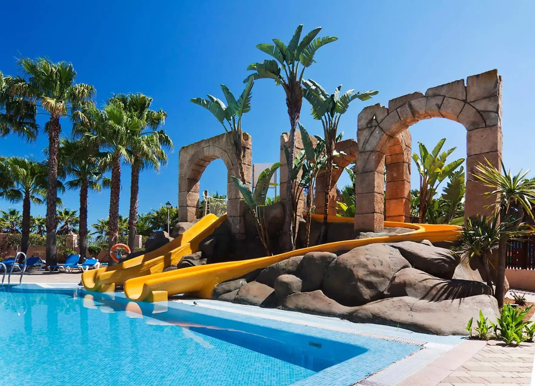 Swimming pool, Water Park in Playacanela Hotel