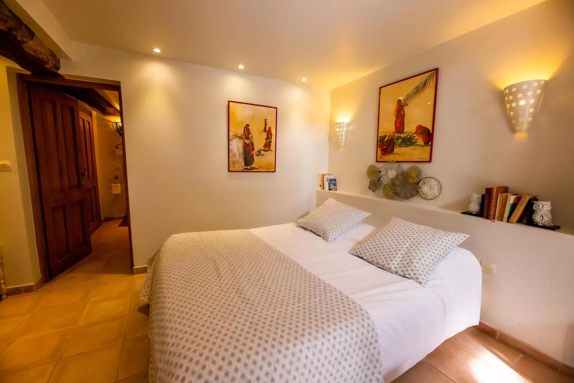 Bed in La Ferme de l'Oudon & SPA