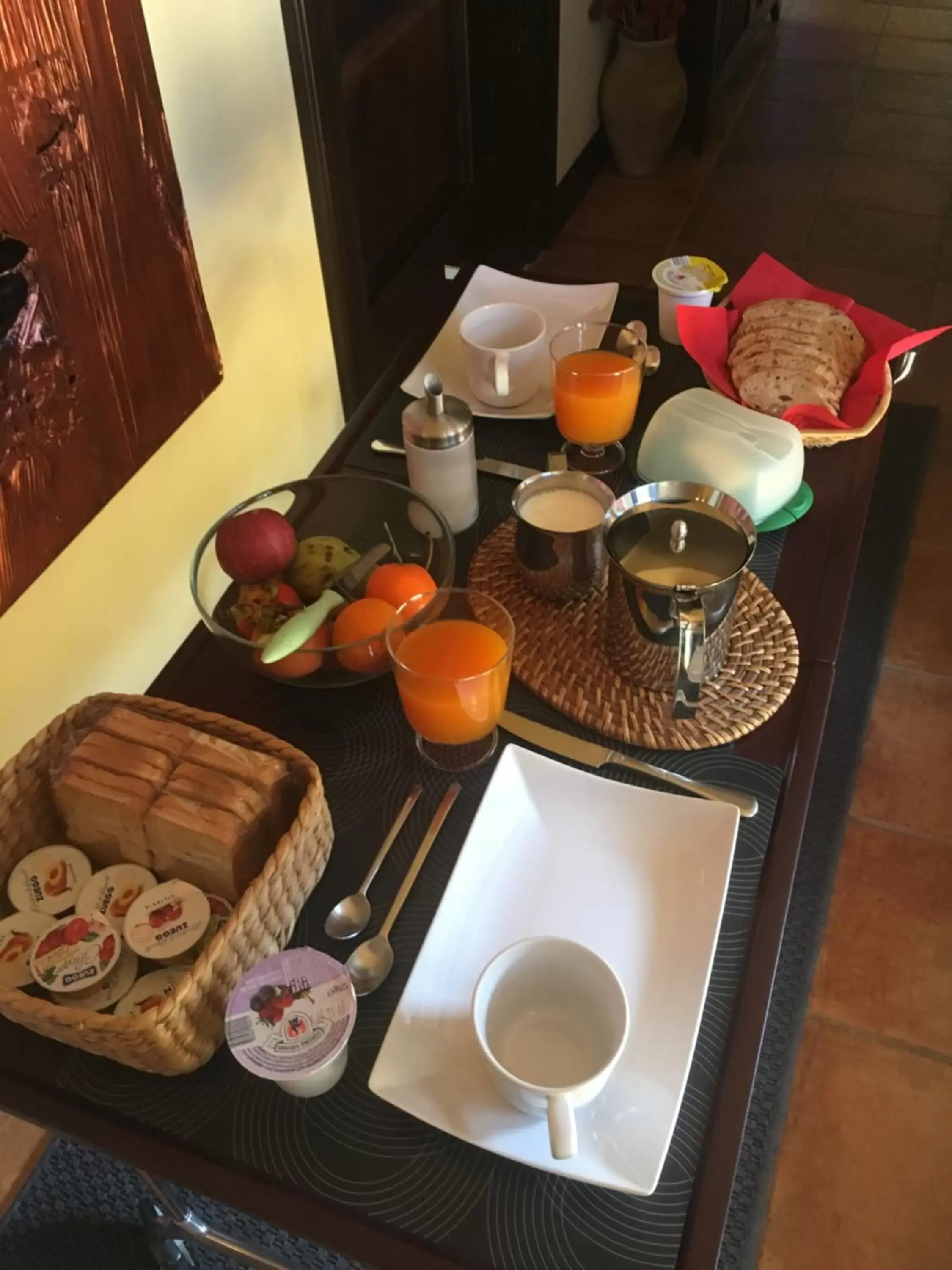 Breakfast in B&B MontAlbano