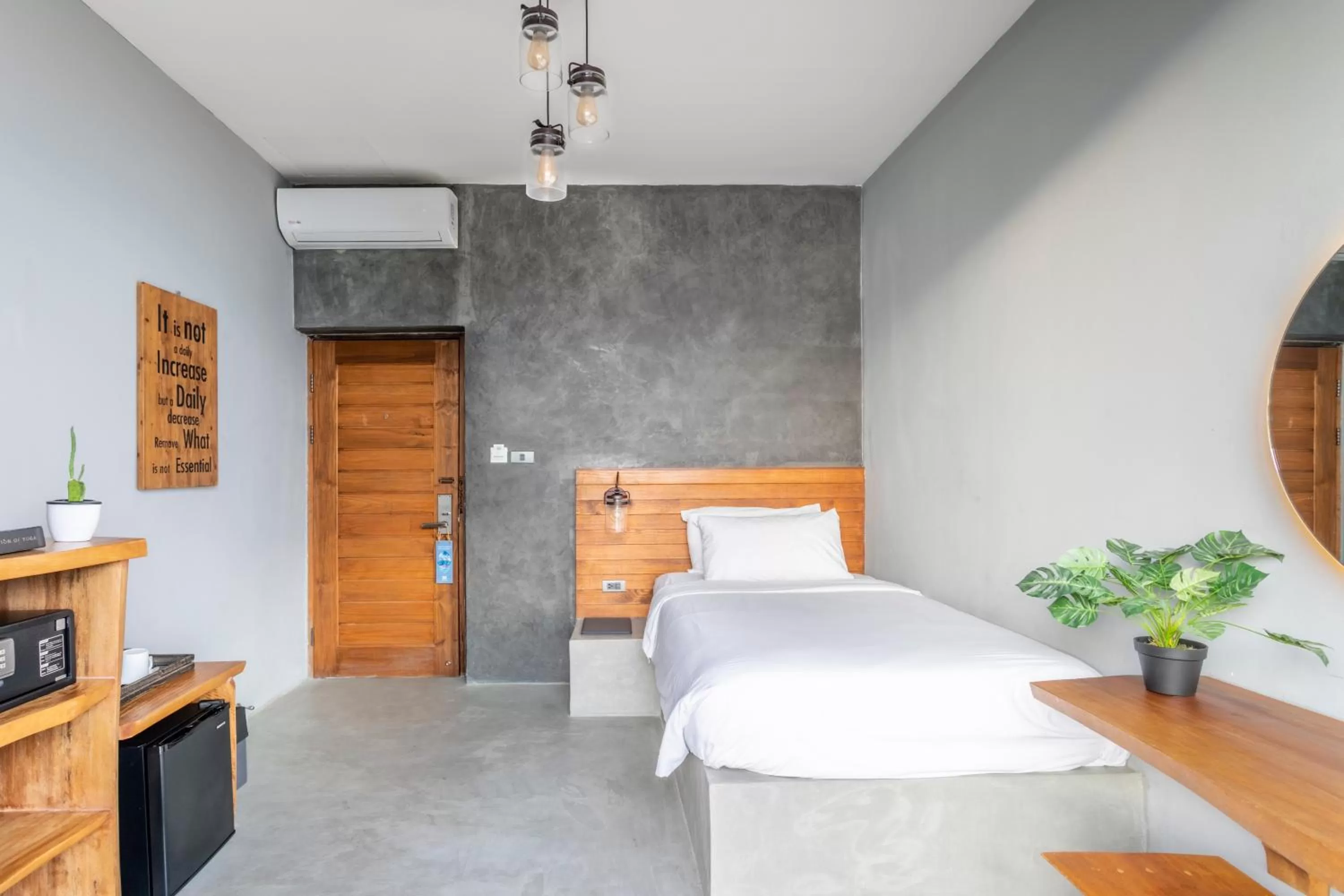 Bed in Vikasa Yoga Retreat