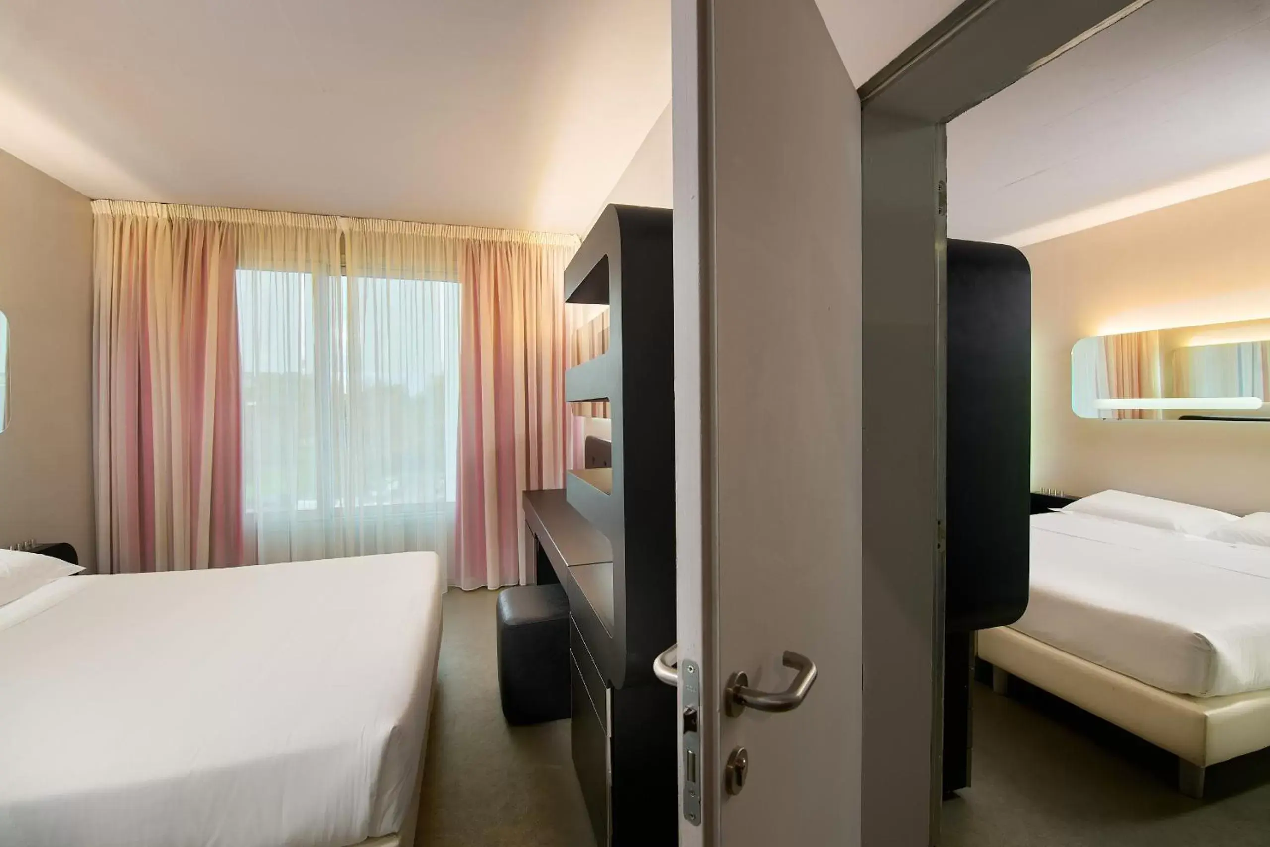 Bedroom, Bed in San Ranieri Hotel