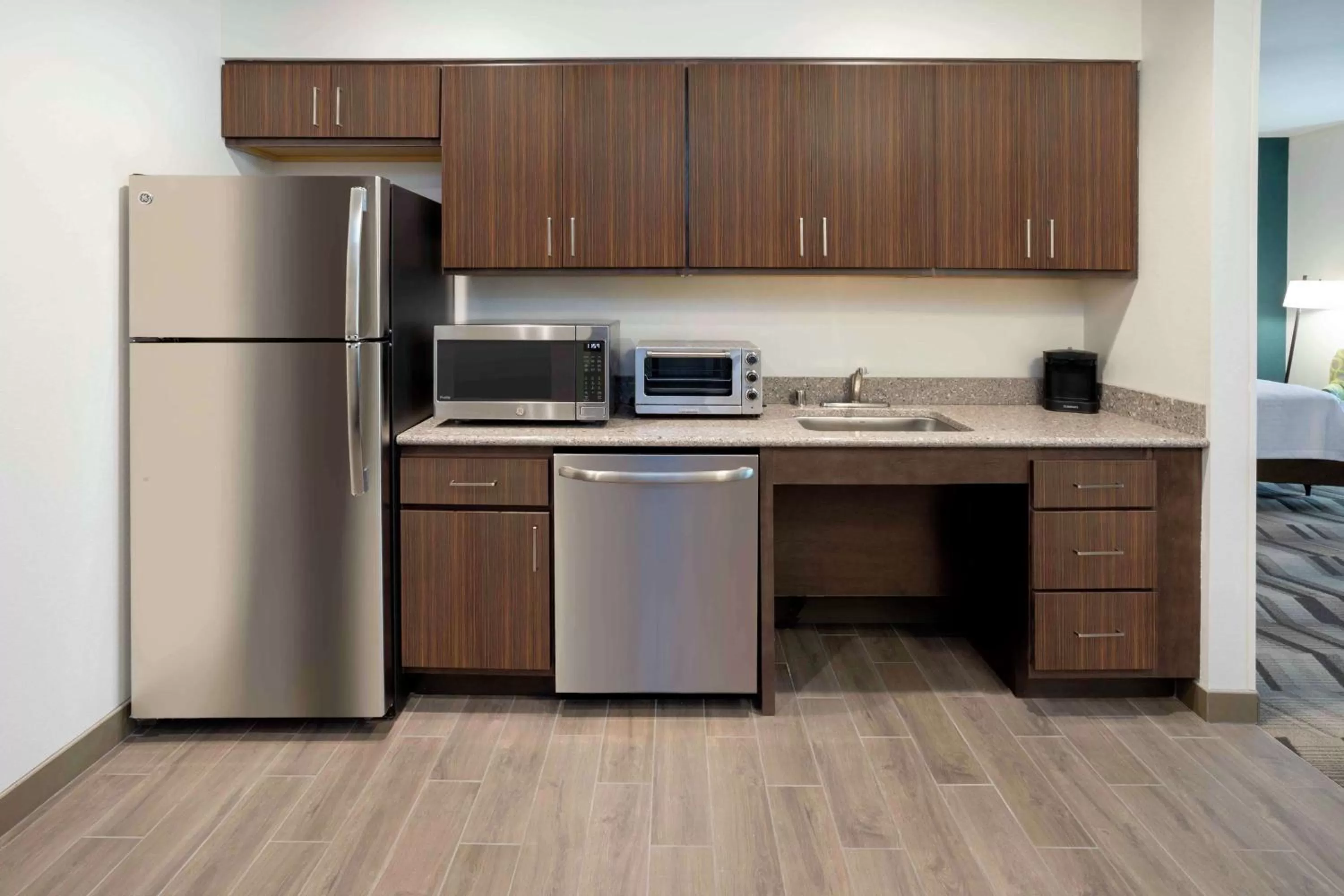 Kitchen or kitchenette in Homewood Suites By Hilton Edina Minneapolis