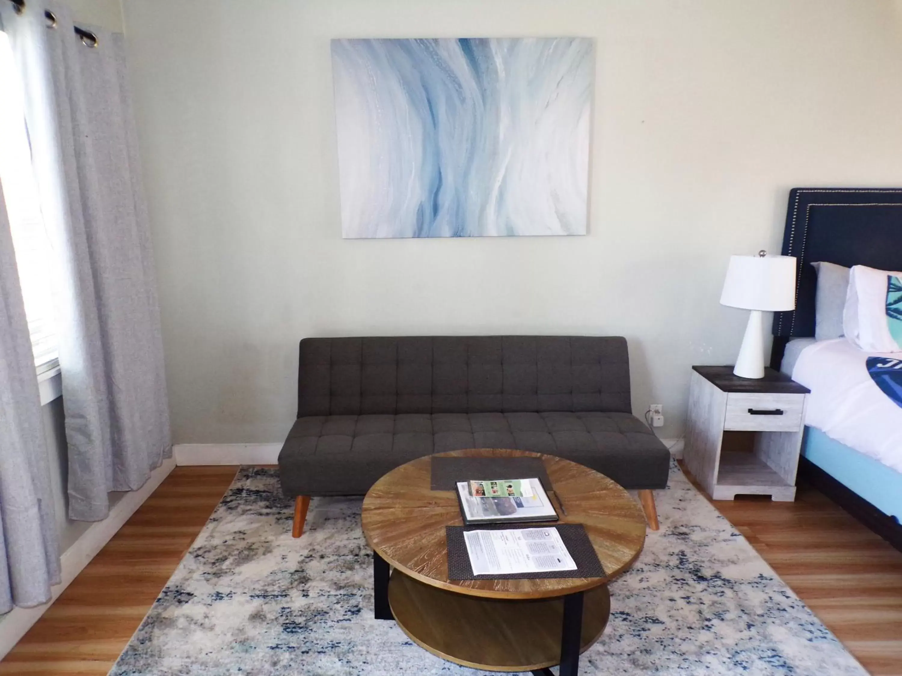 Seating Area in Shoreline Cottages